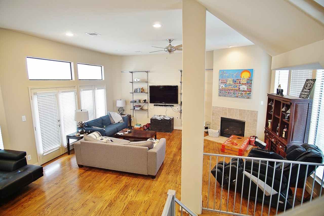 818 Lester Street Property Photo 7