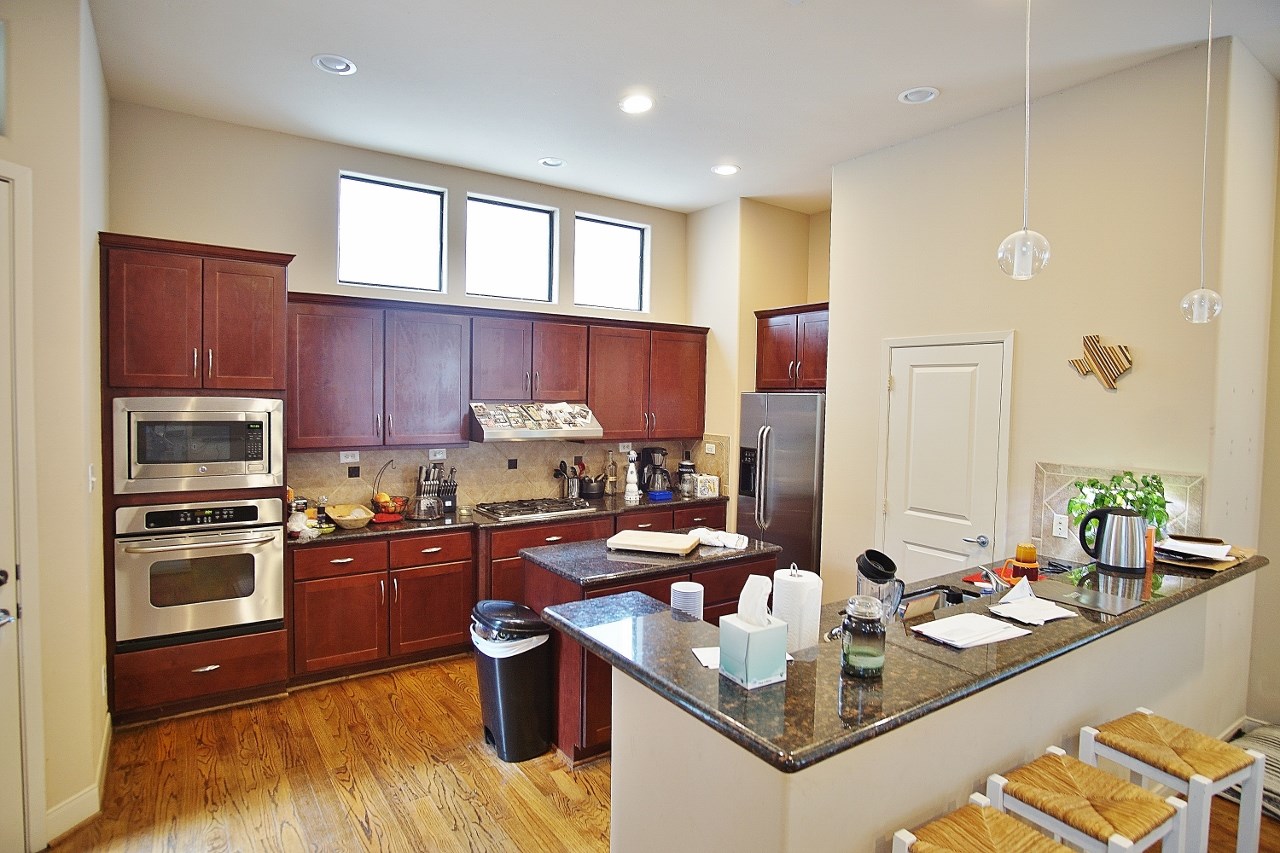 818 Lester Street Property Photo 11