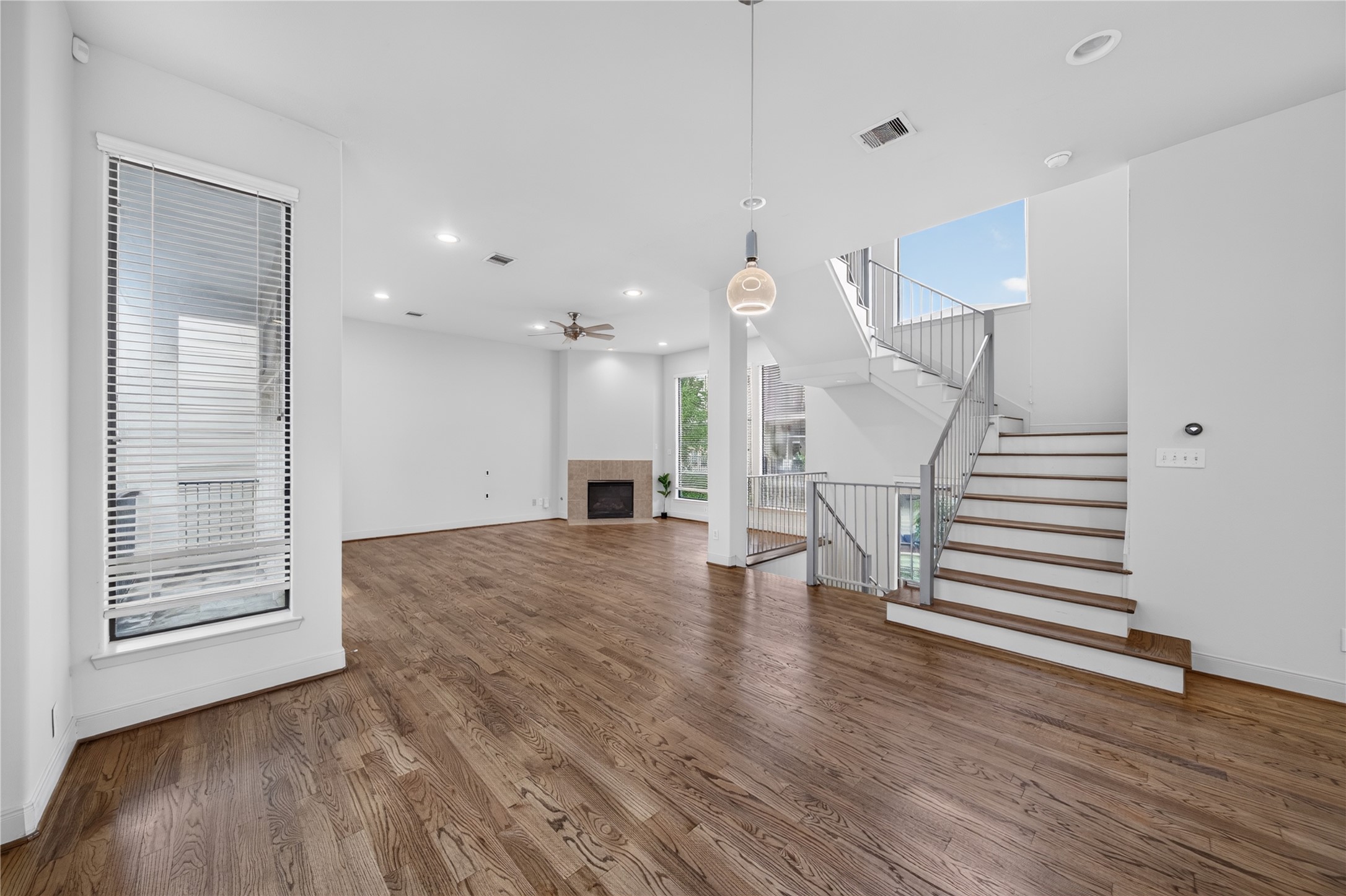 818 Lester Street Property Photo 15