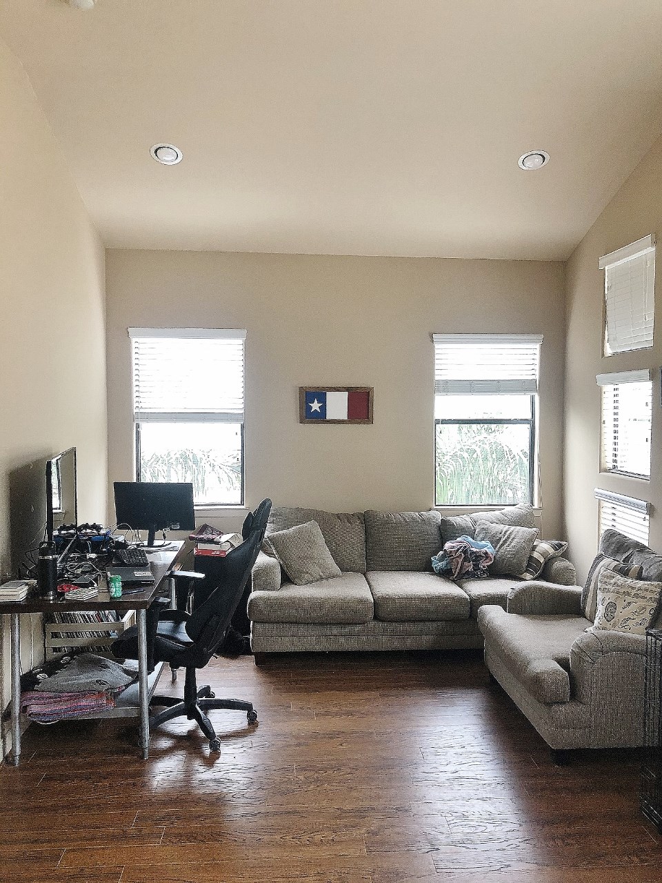 818 Lester Street Property Photo 16