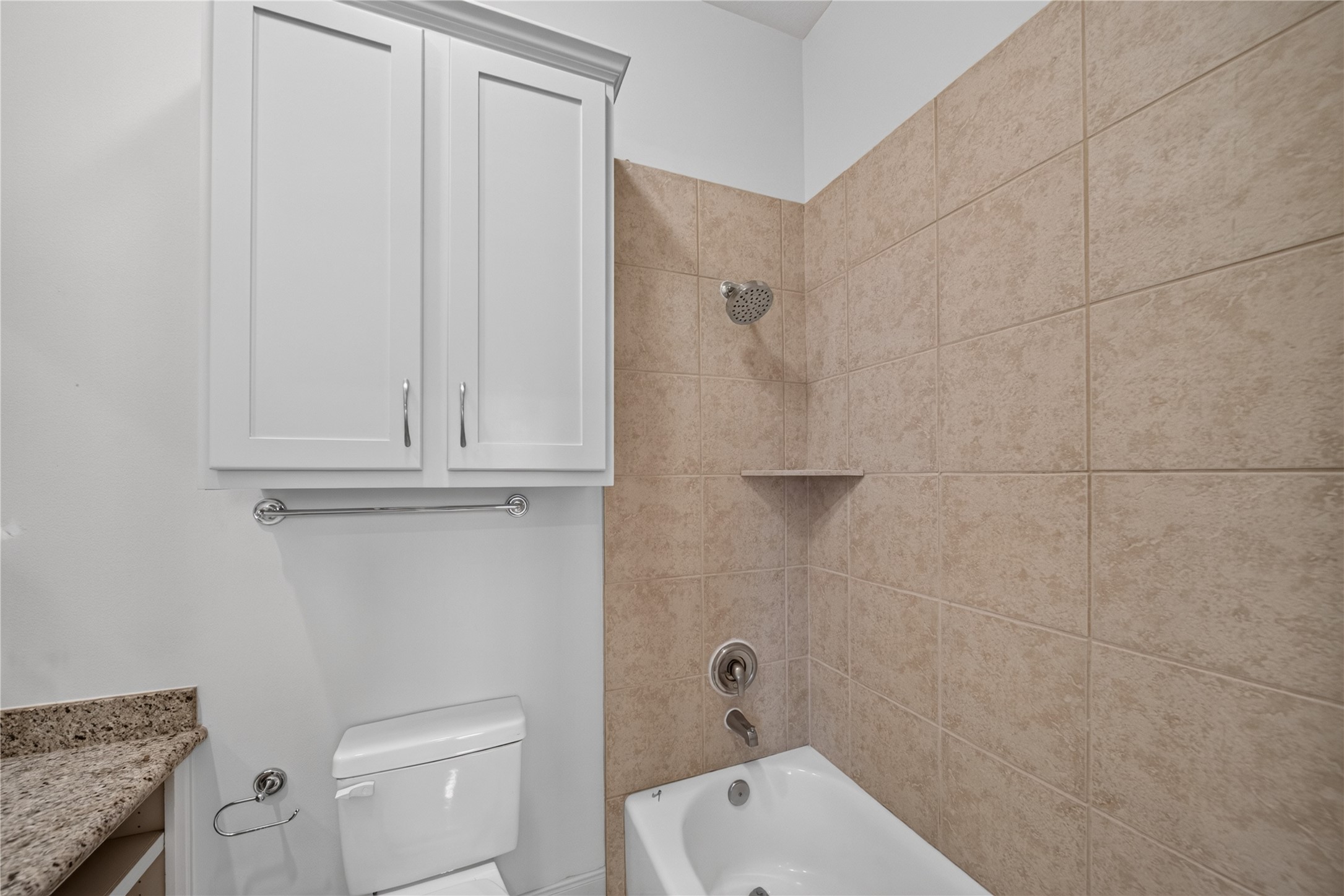 818 Lester Street Property Photo 44