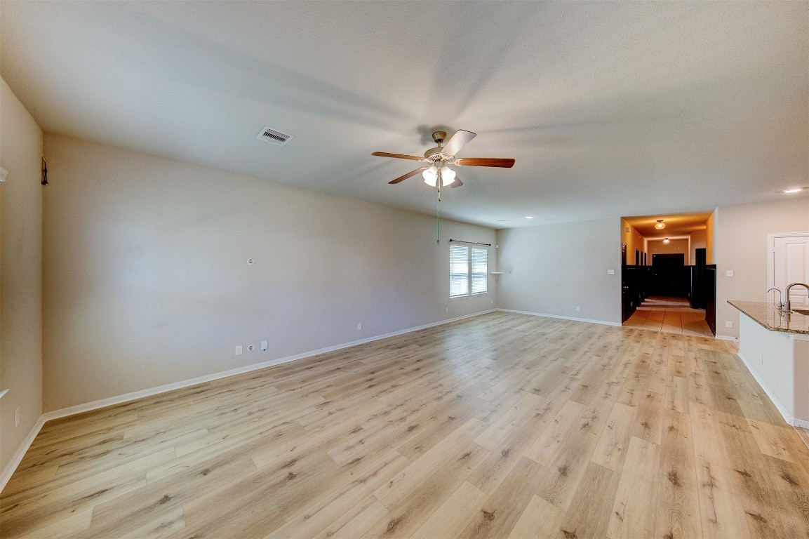 2164 Dale Street Property Photo 7