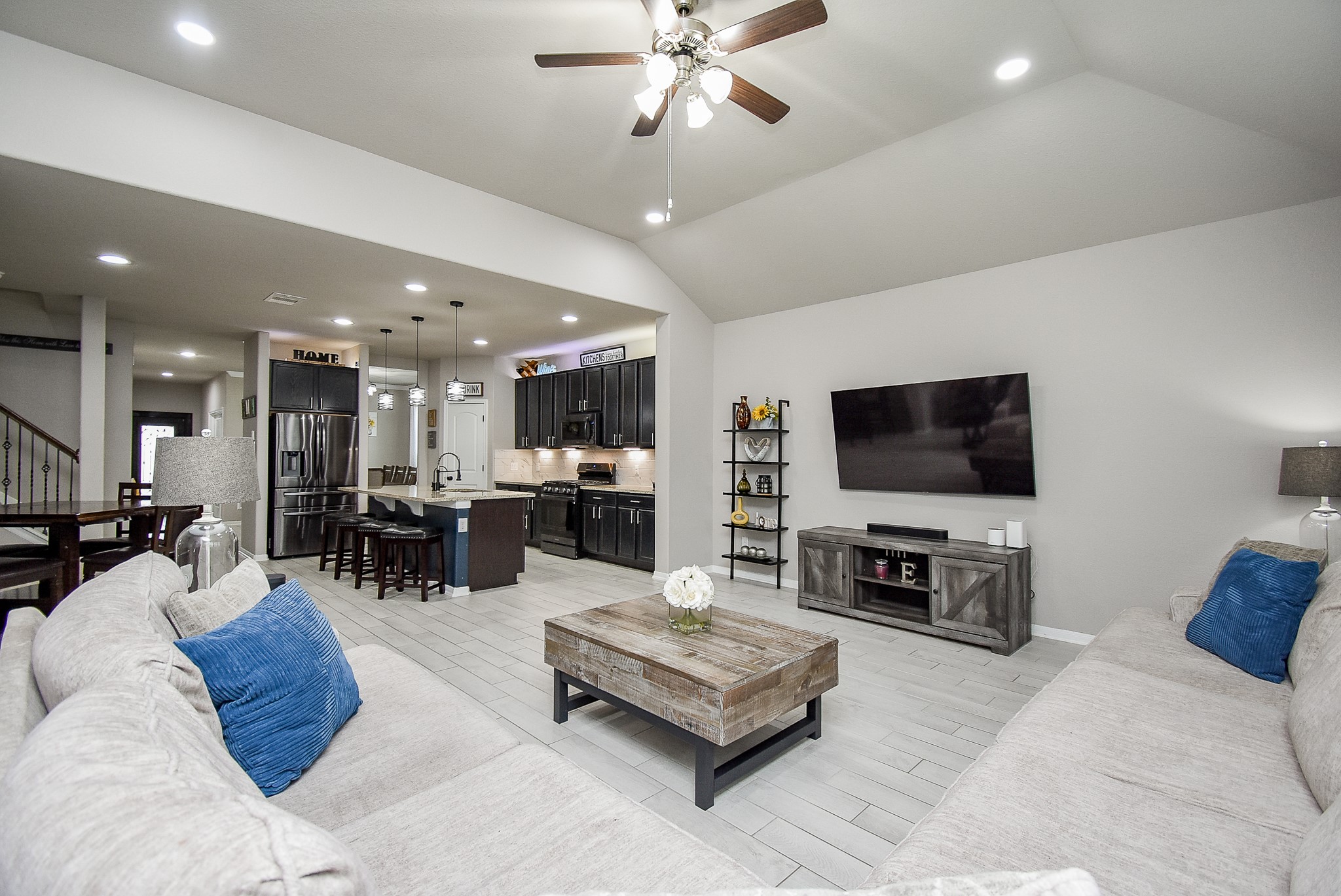 8822 Cabin Loft Lane Property Photo 21