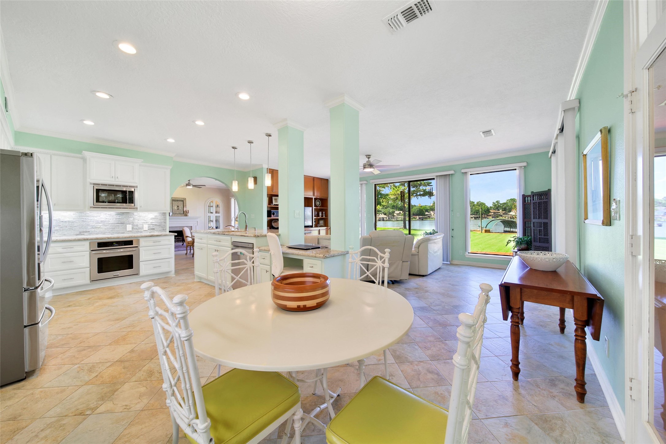 142 Lakeside Drive Property Photo 16