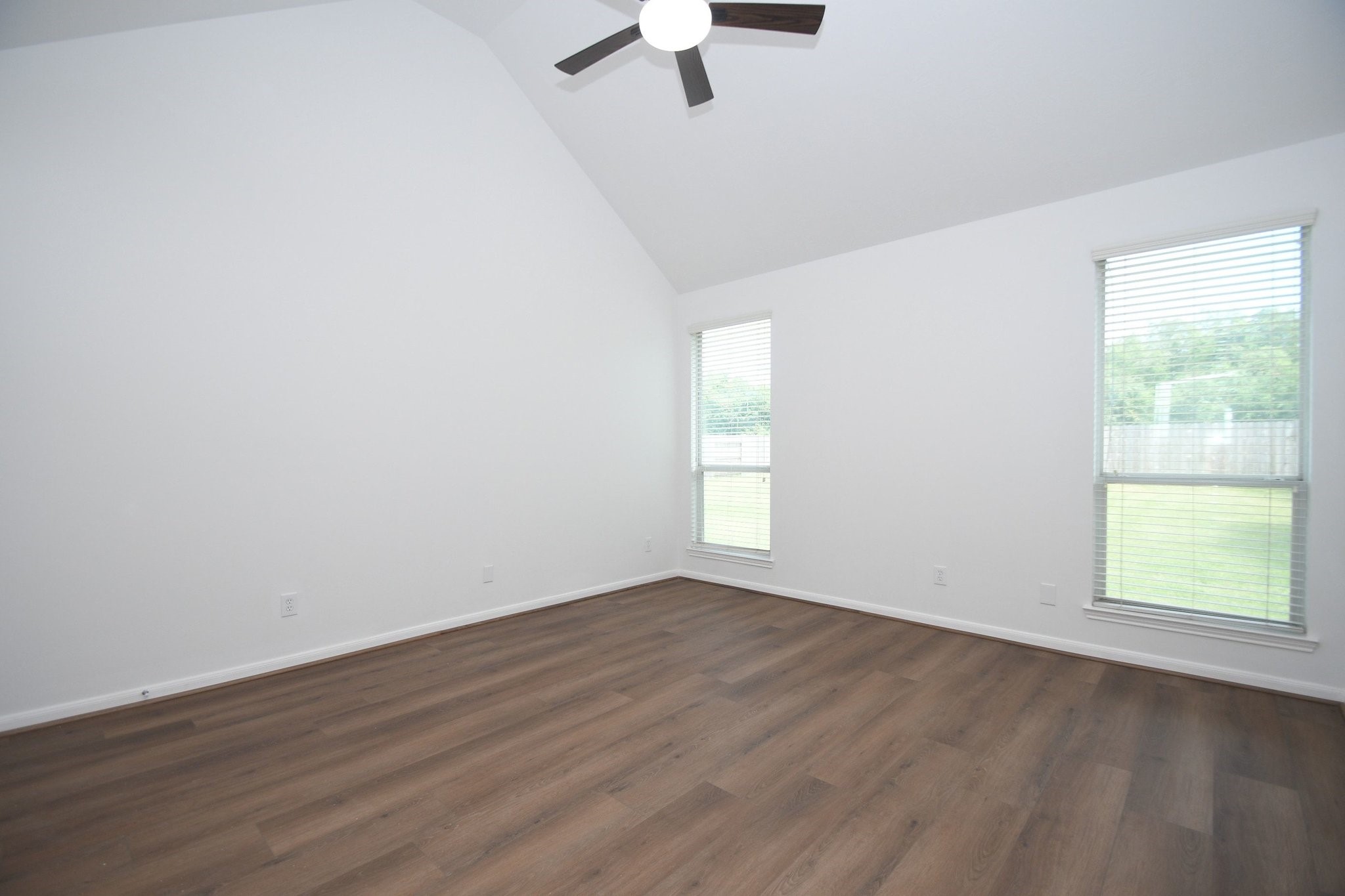 9111 Morningstar Drive Property Photo 41