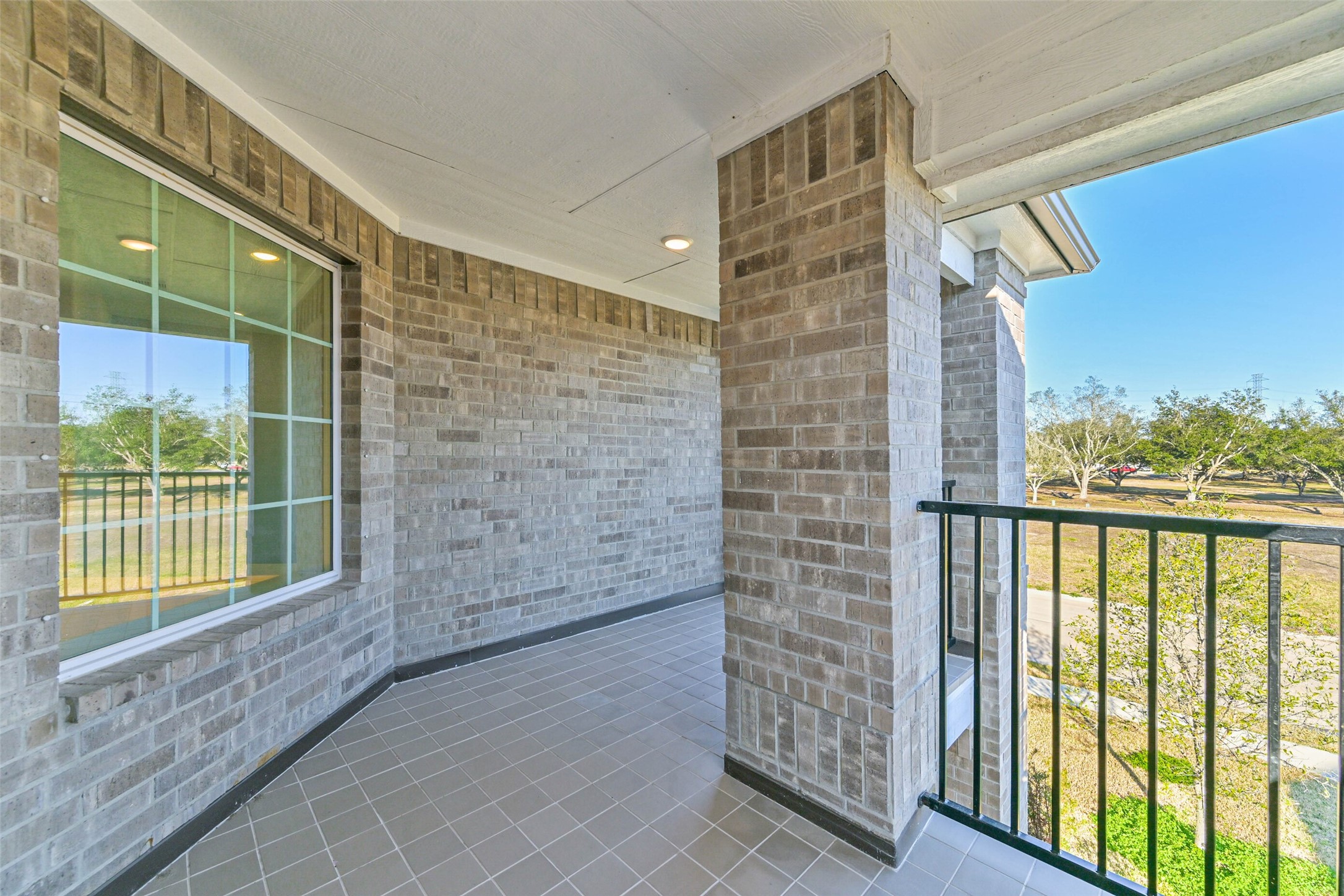 4918 Great Oaks Drive Property Photo 36