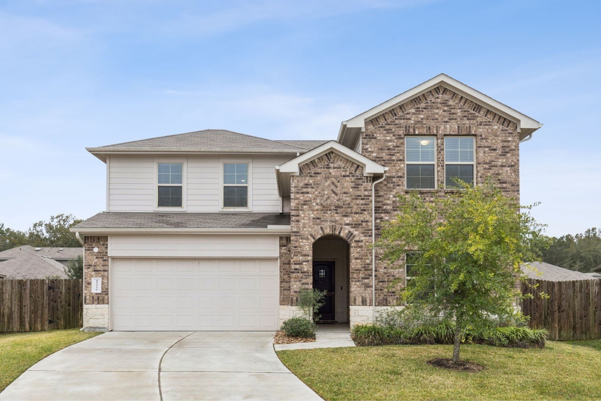 15556 Mallow Court Property Photo 3