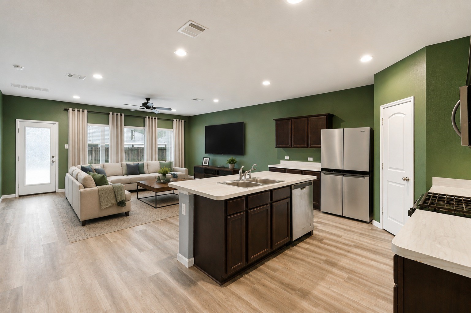 15556 Mallow Court Property Photo 4