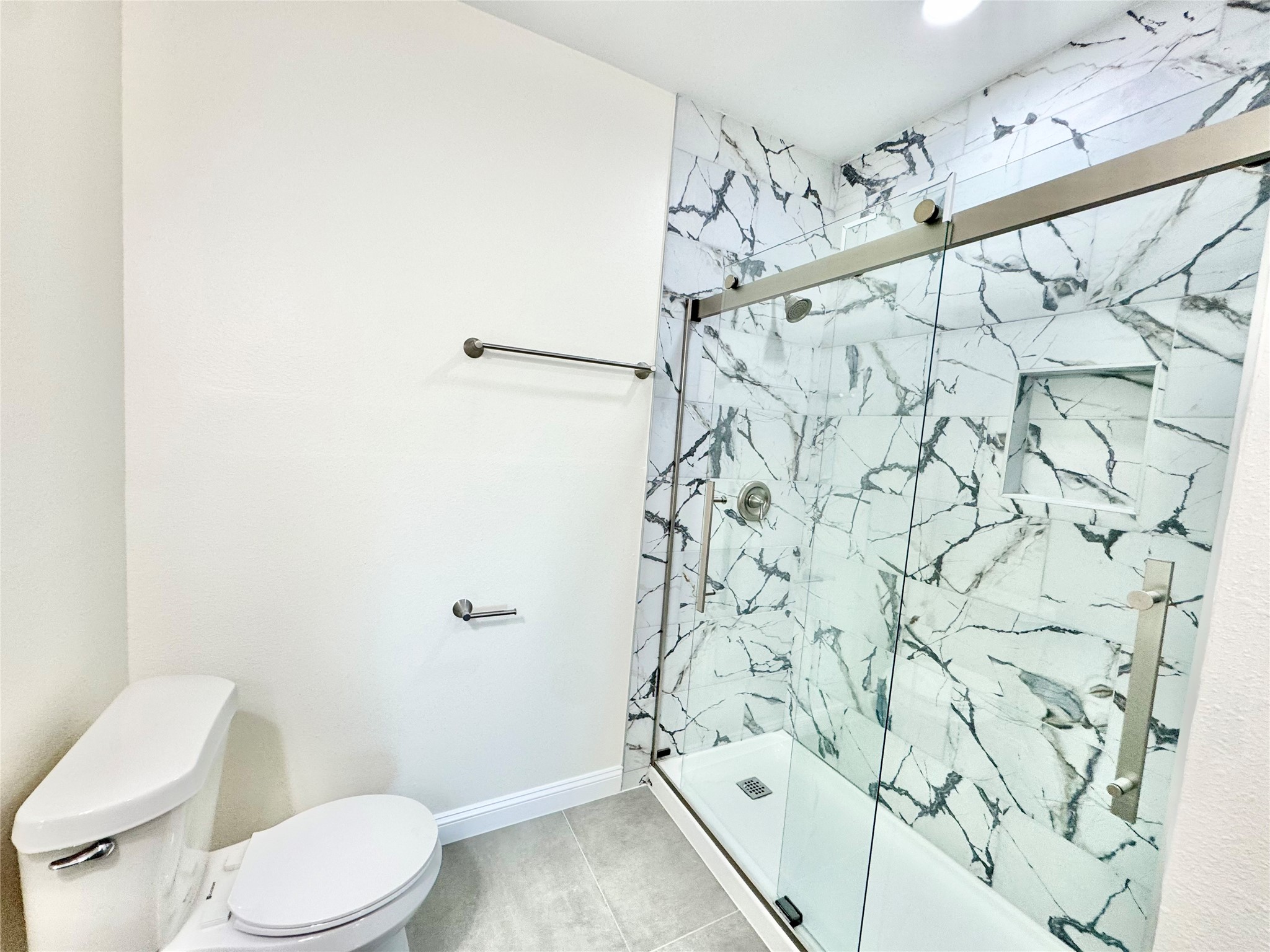 5127 Avenue L A Property Photo 12