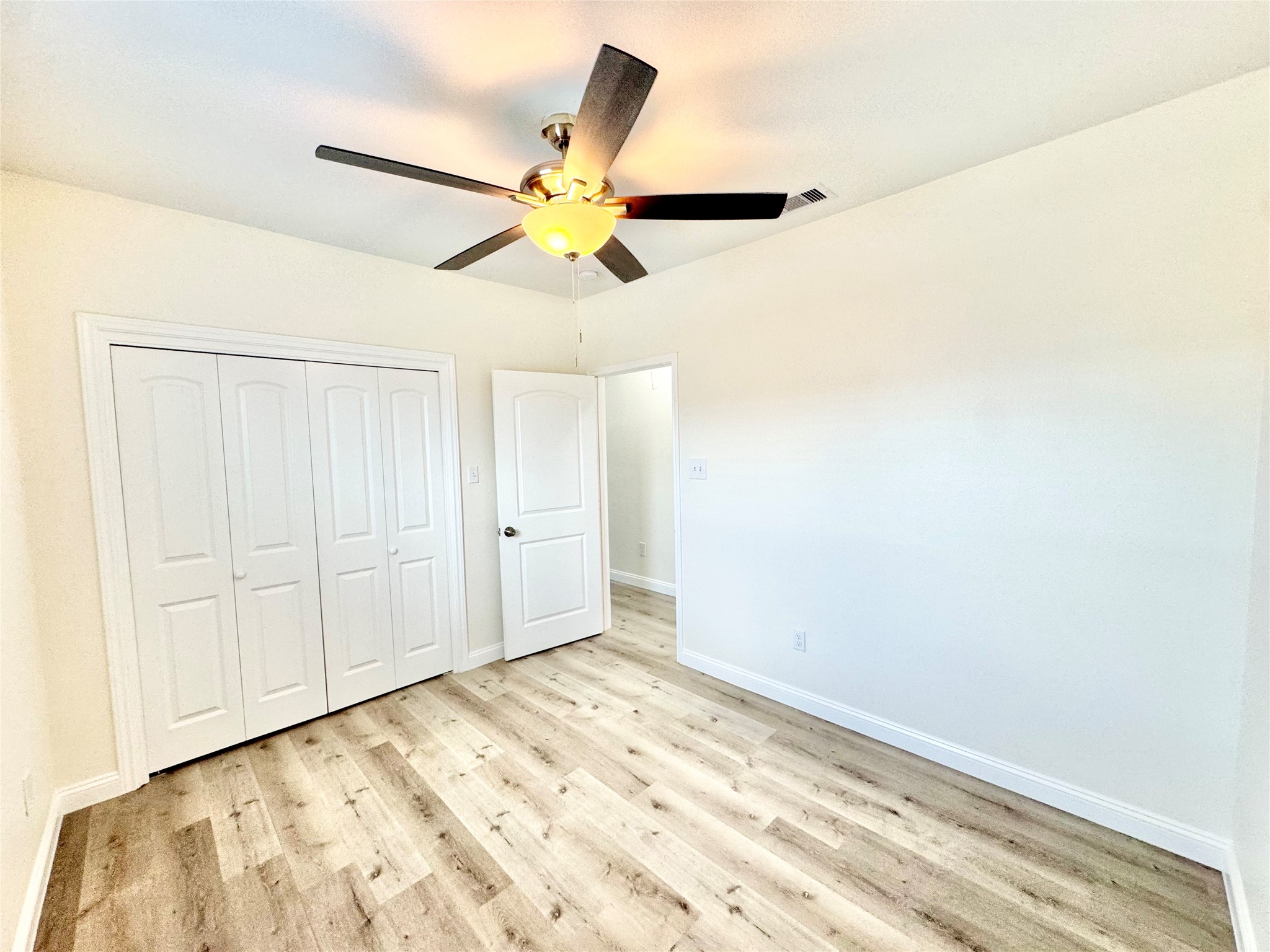 5127 Avenue L A Property Photo 18