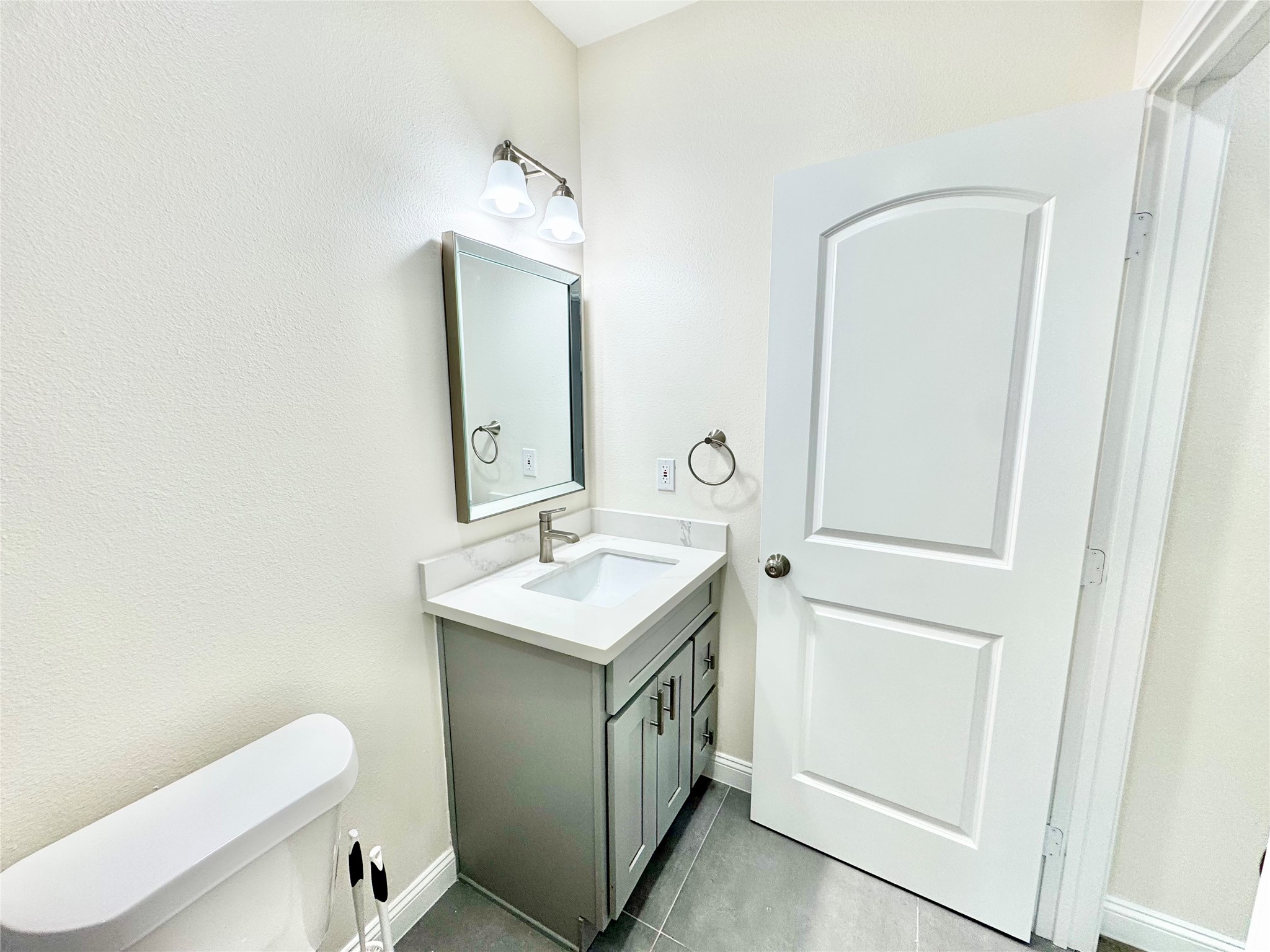 5127 Avenue L A Property Photo 21