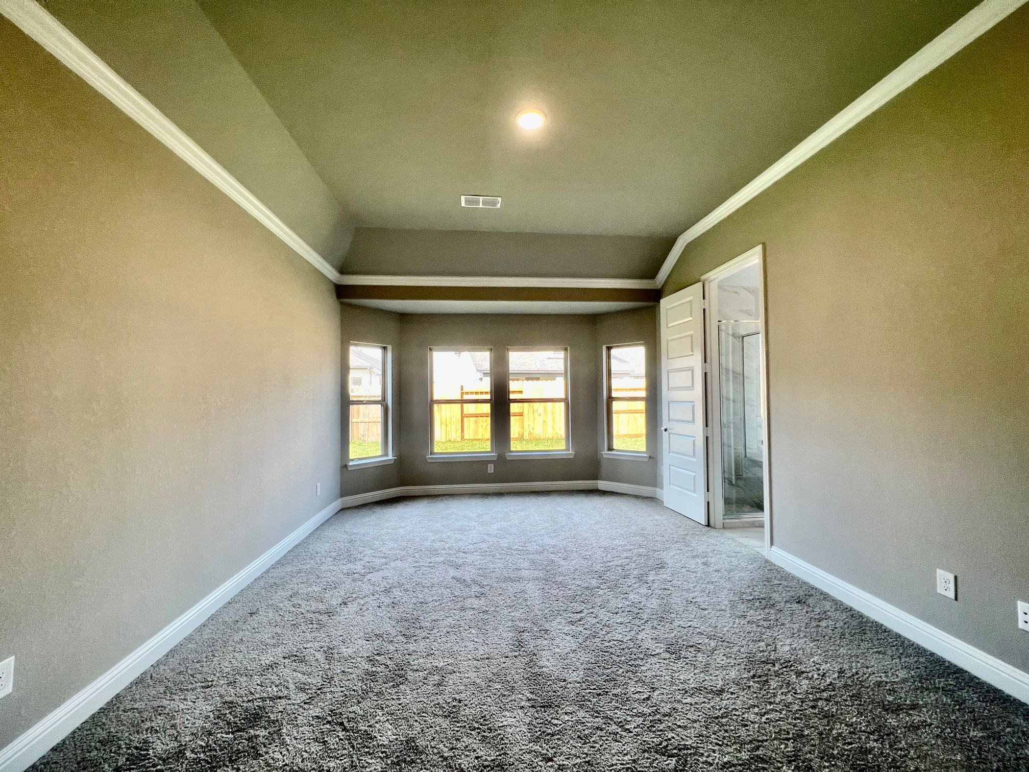 9503 Crescent Mill Drive Property Photo 8