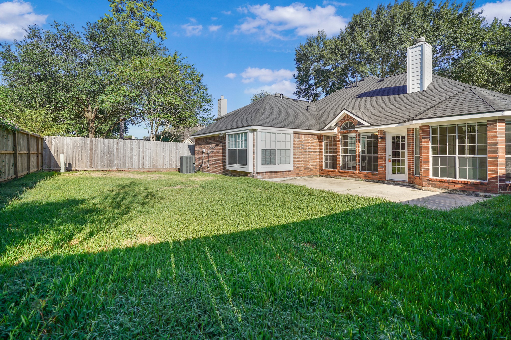 1602 Summer Rain Drive Property Photo 32