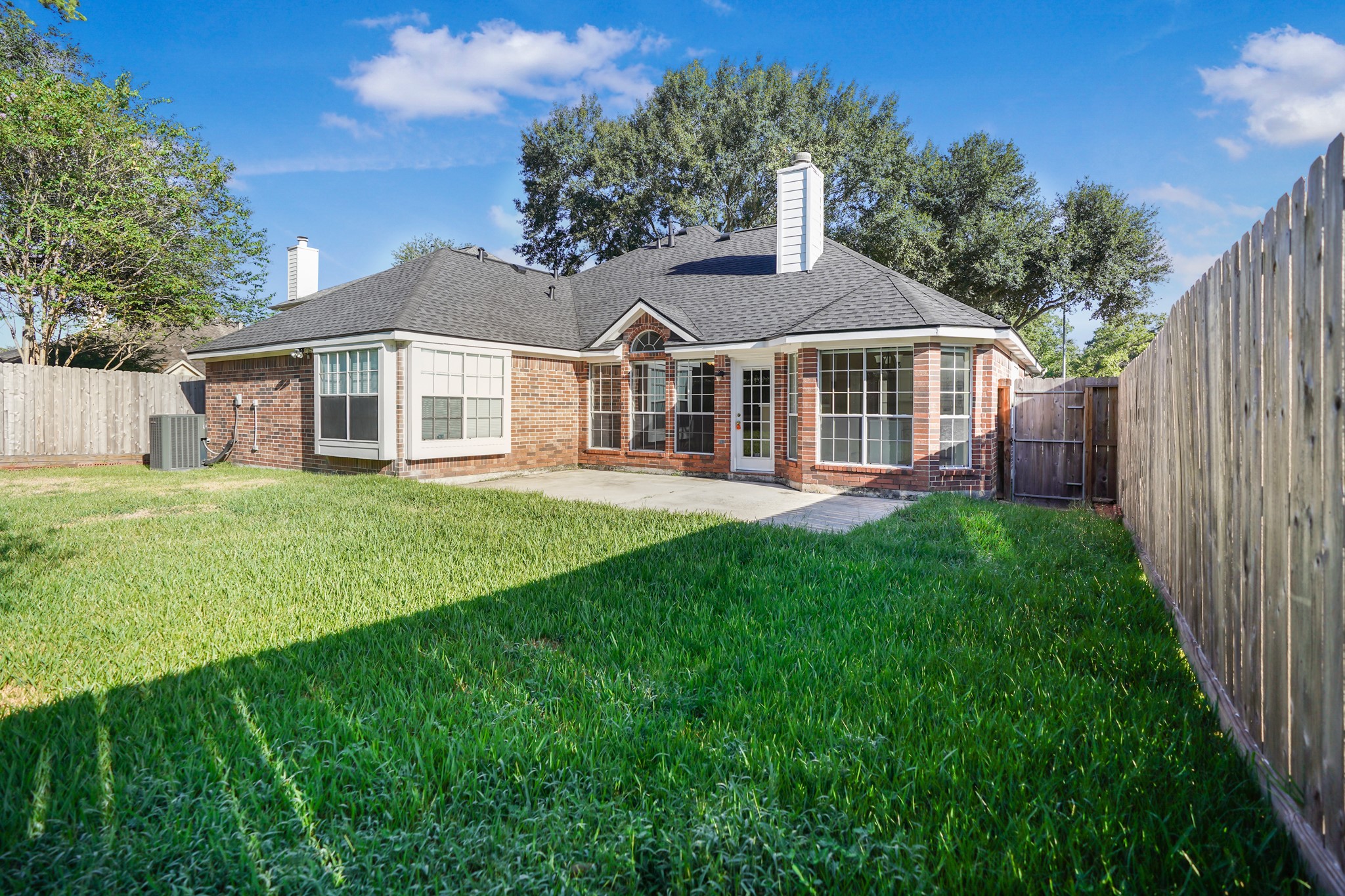1602 Summer Rain Drive Property Photo 33