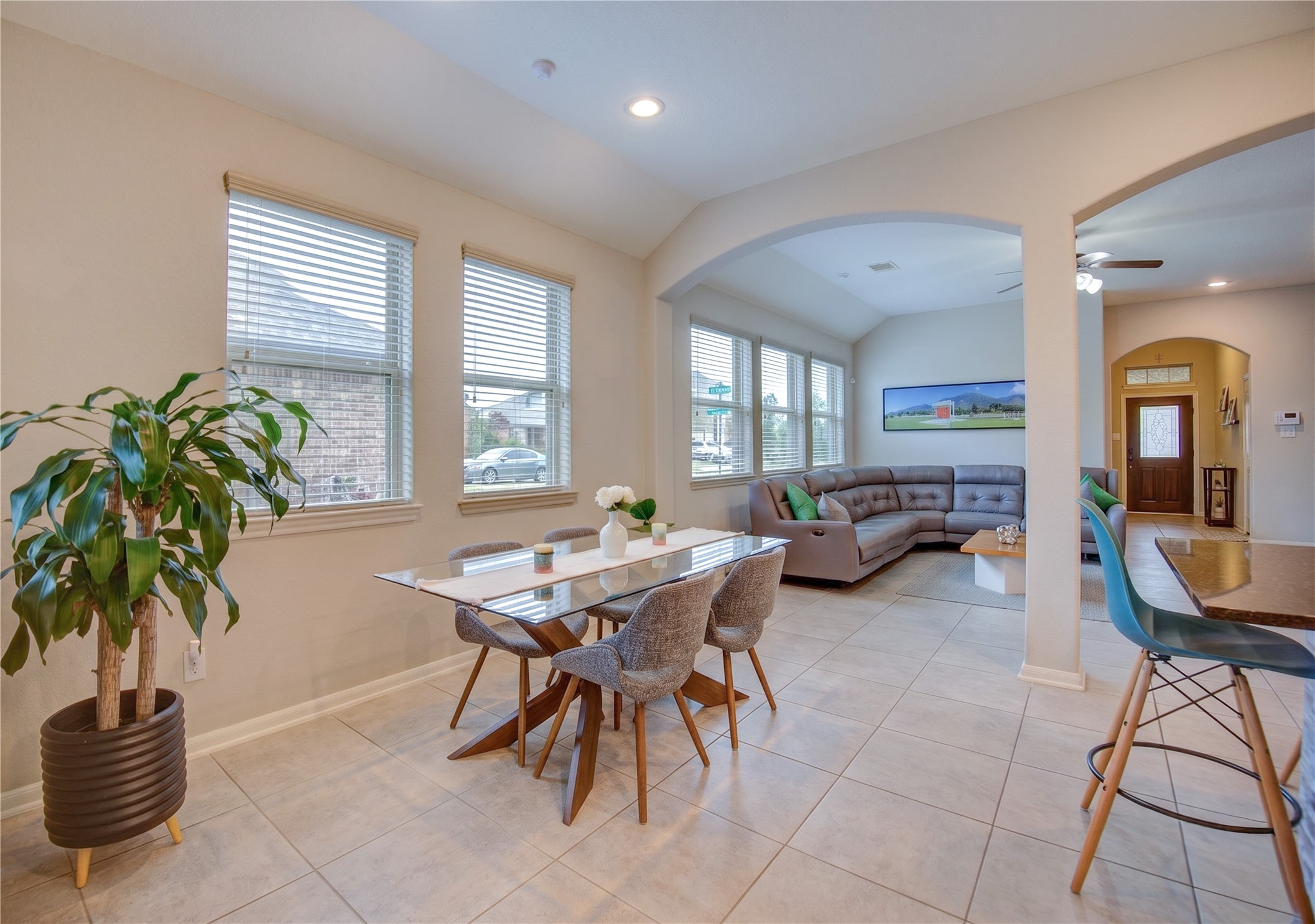 23610 Villa Lisa Drive Property Photo 15