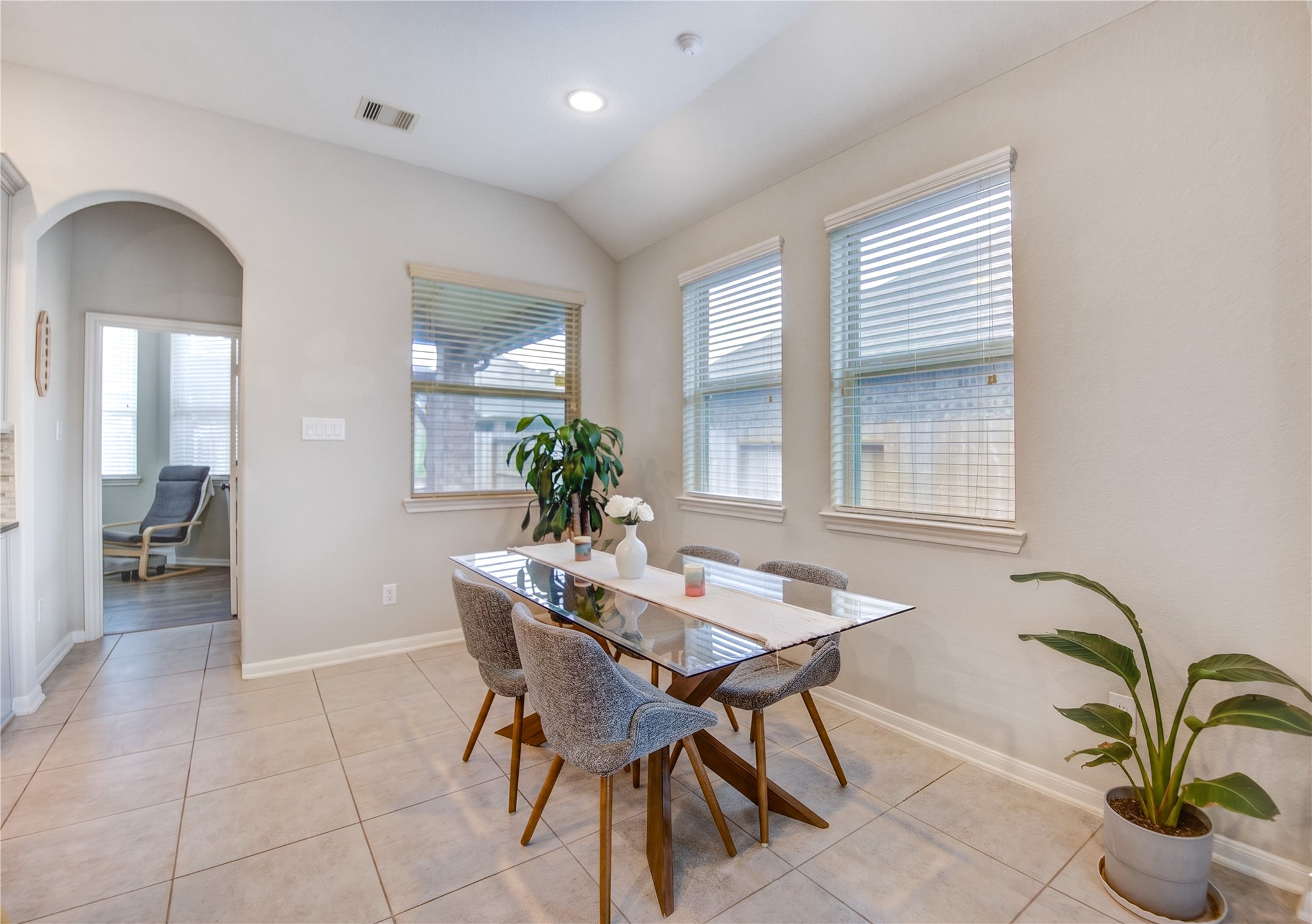 23610 Villa Lisa Drive Property Photo 16