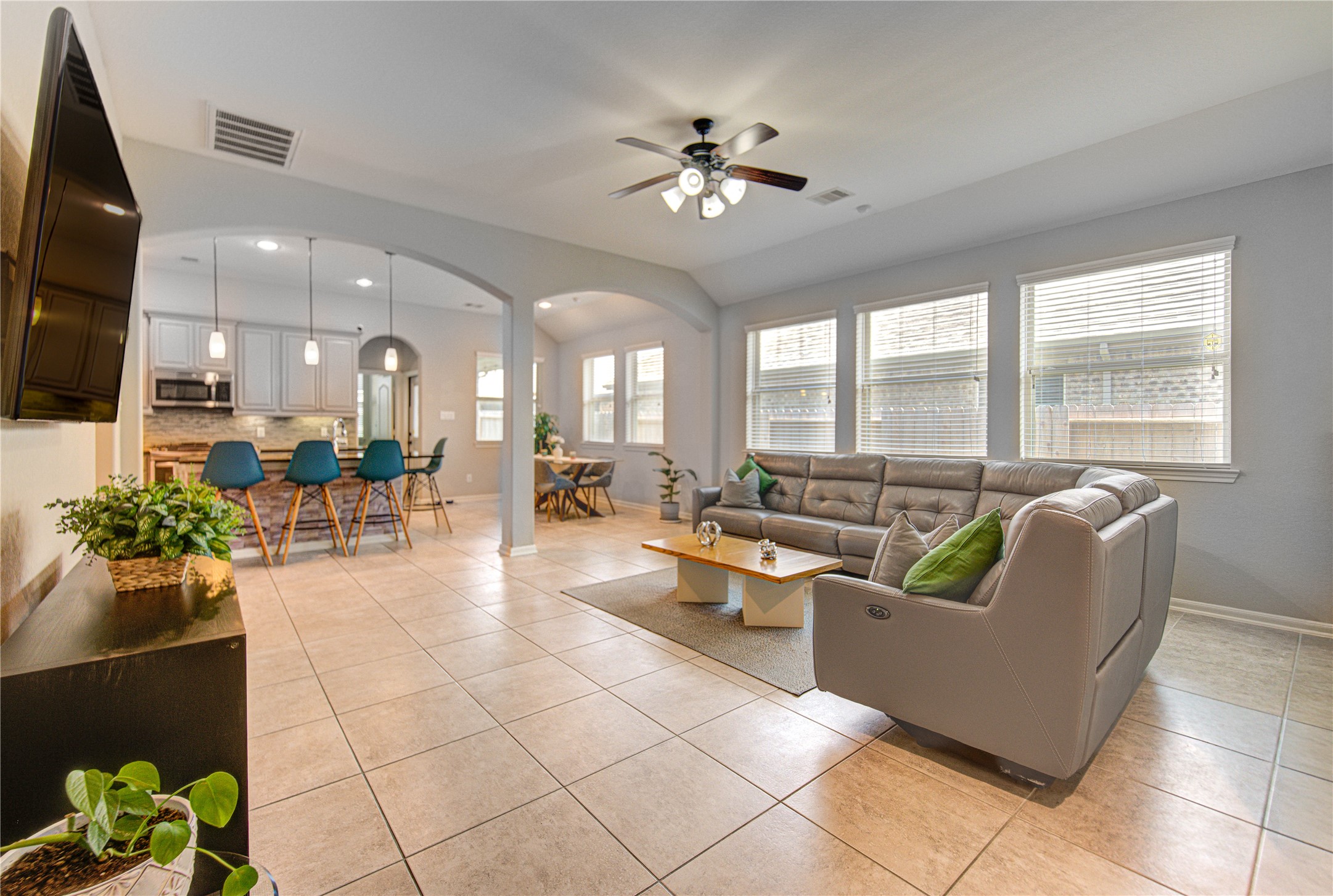 23610 Villa Lisa Drive Property Photo 19