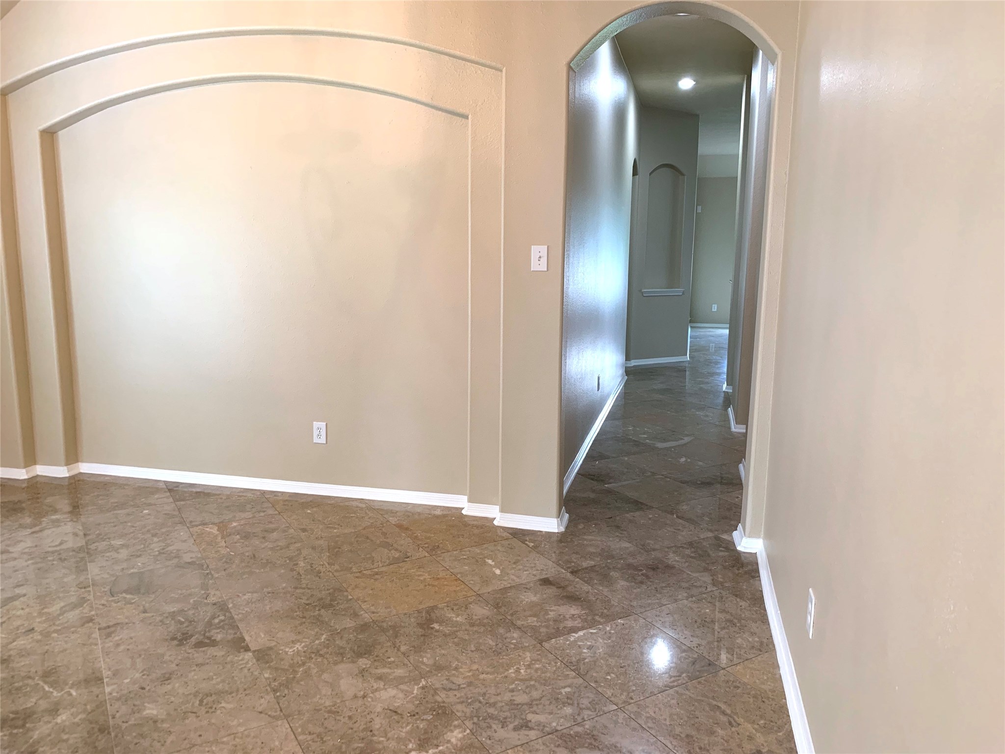 2822 Chalet Knolls Lane Property Photo 16