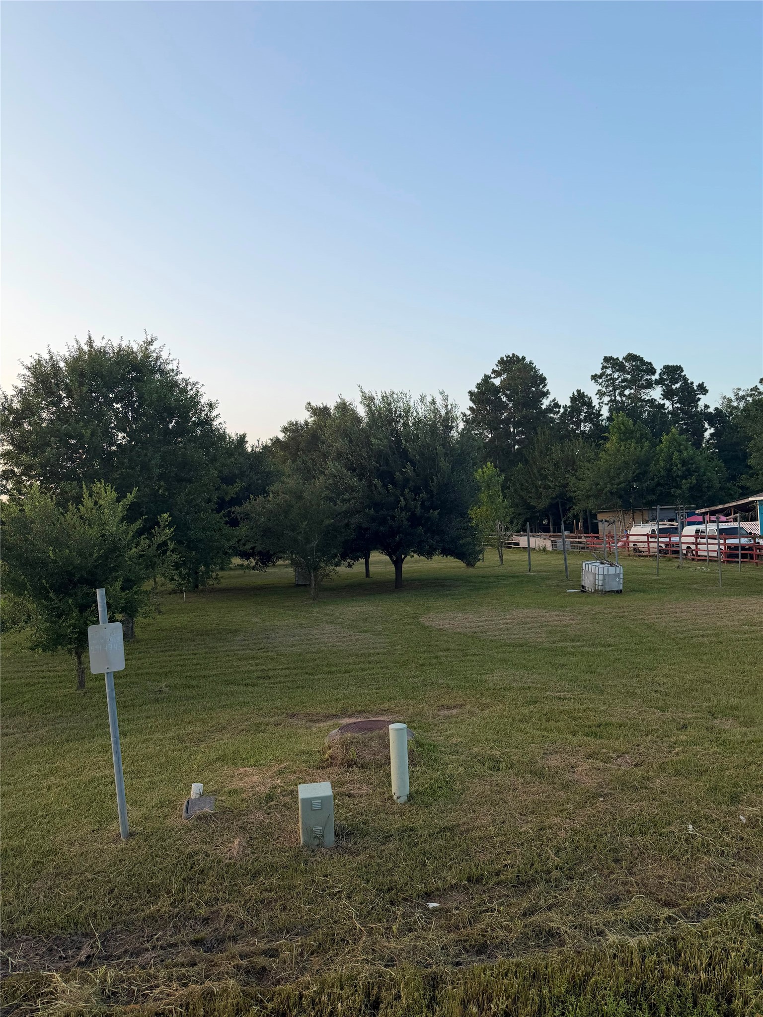 1513 County Road 3479a Property Photo 1