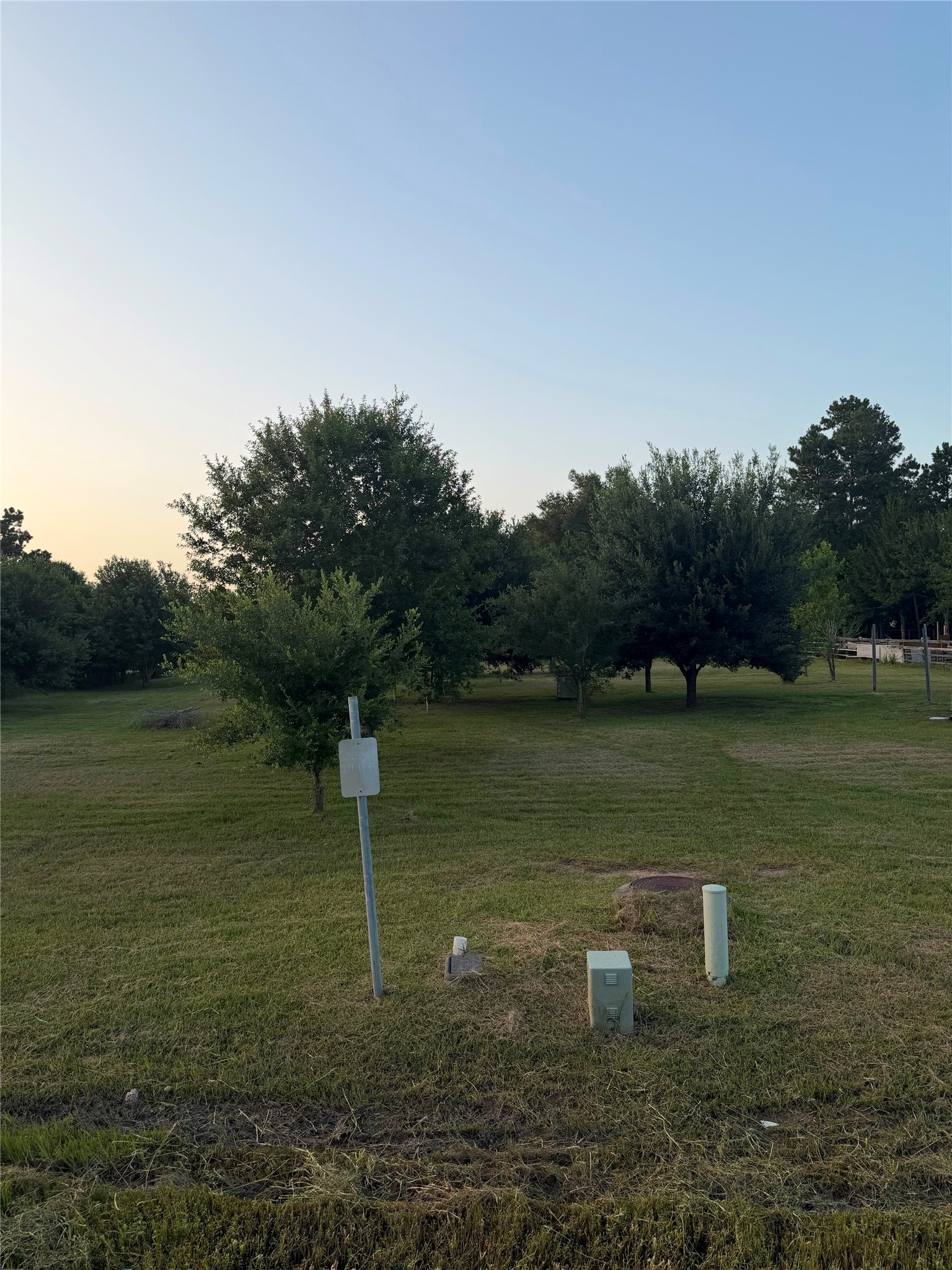 1513 County Road 3479a Property Photo 4