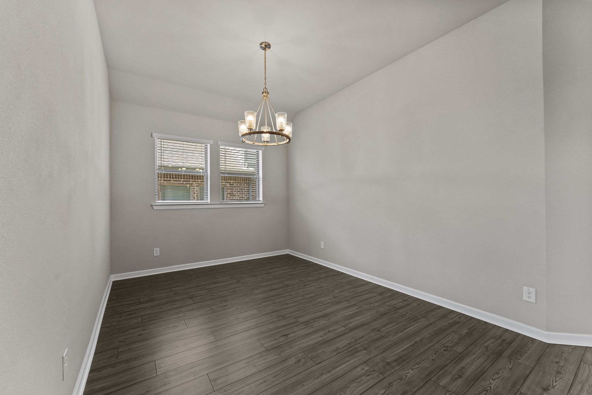 102 Camelia Street Property Photo 23