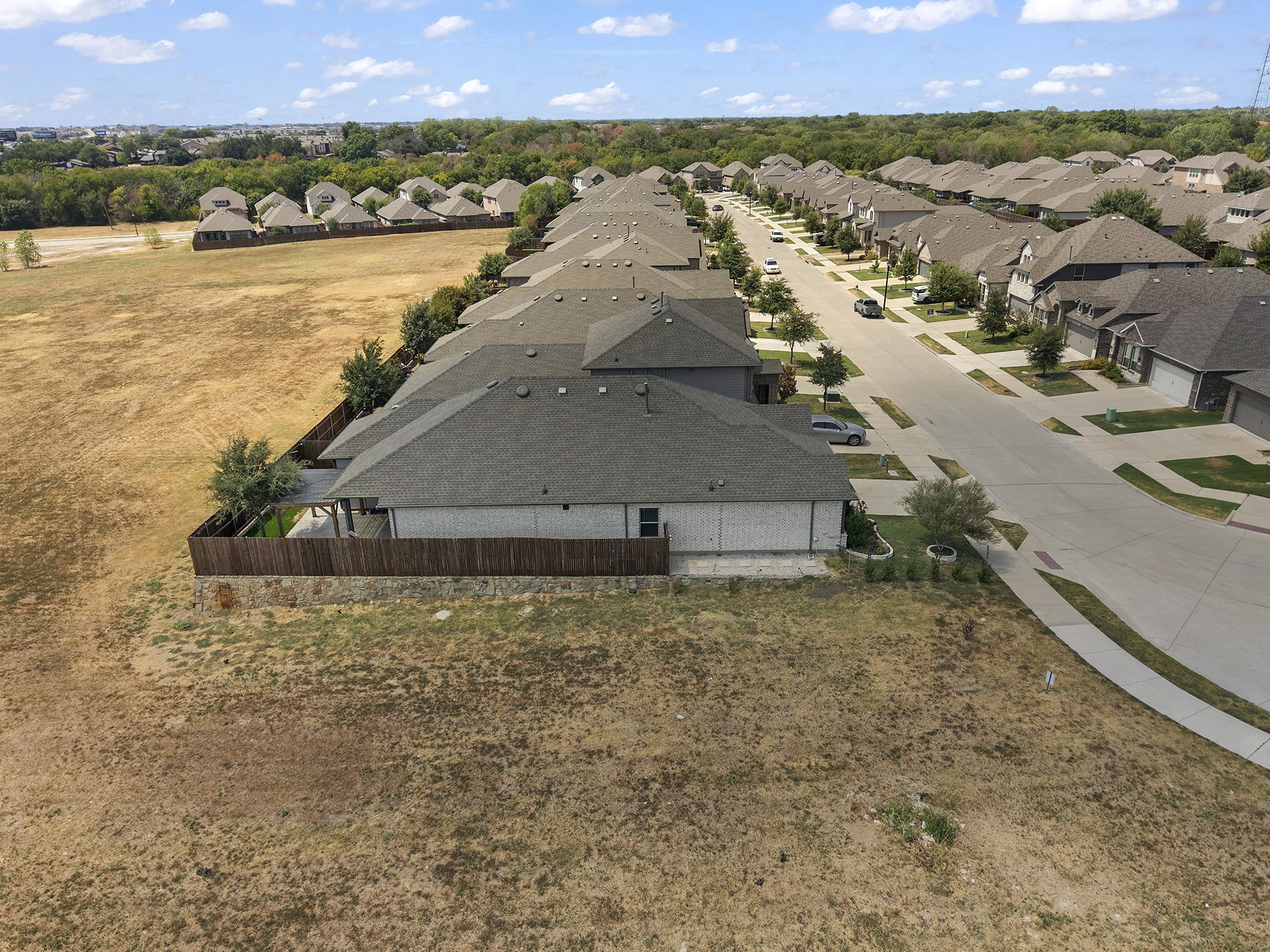 102 Camelia Street Property Photo 46