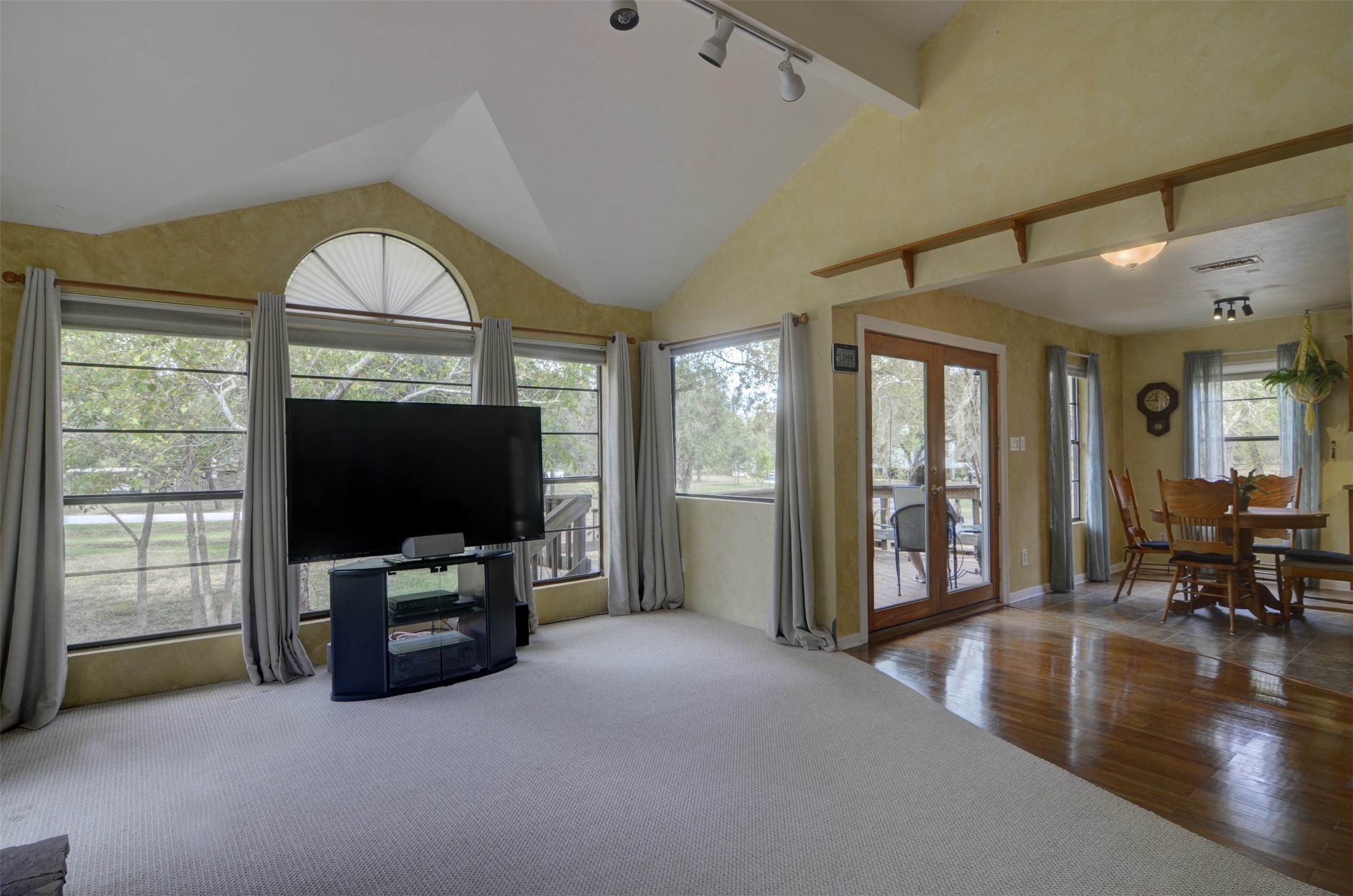 36711 Custer Road Property Photo 11