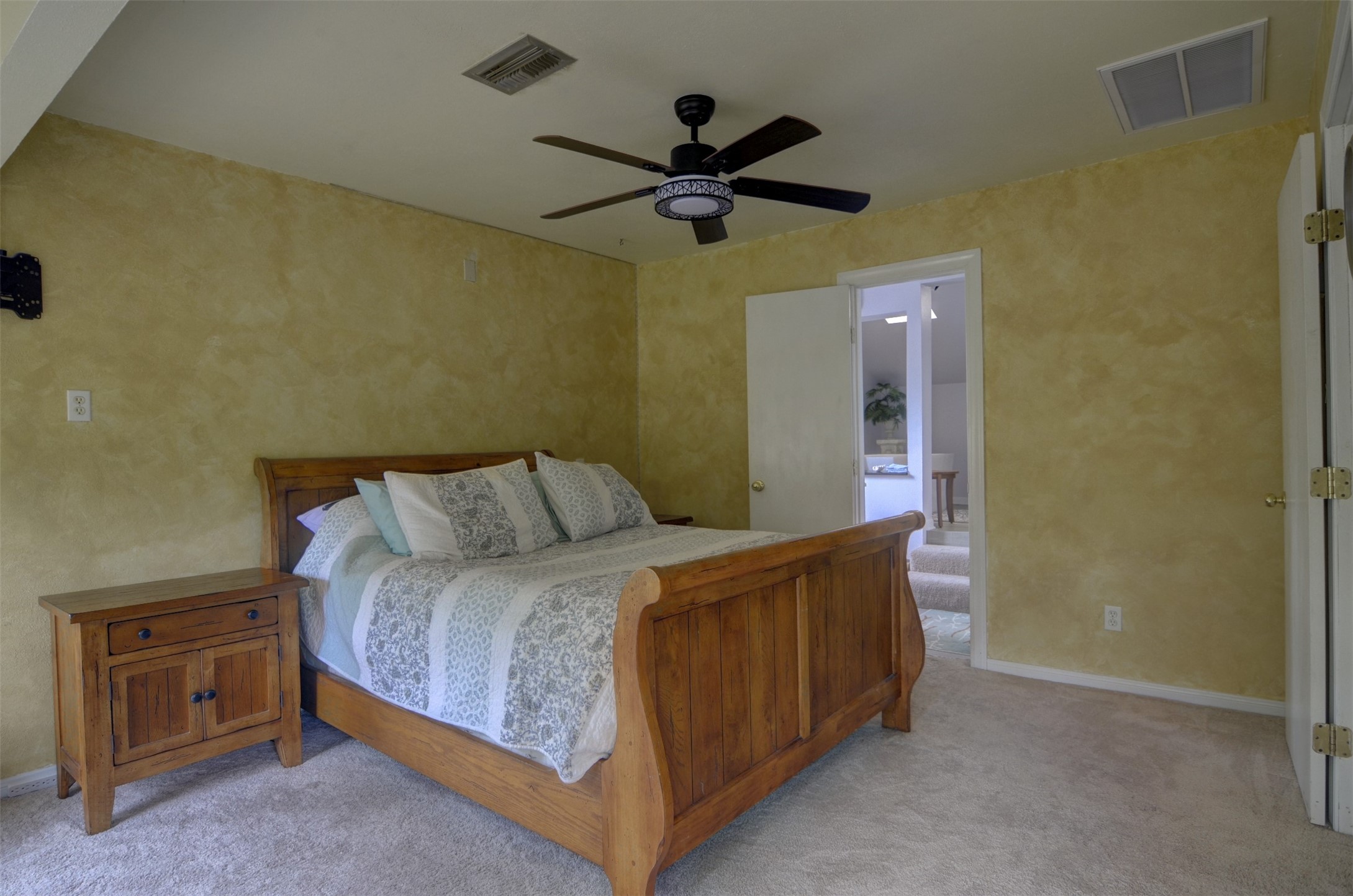 36711 Custer Road Property Photo 19