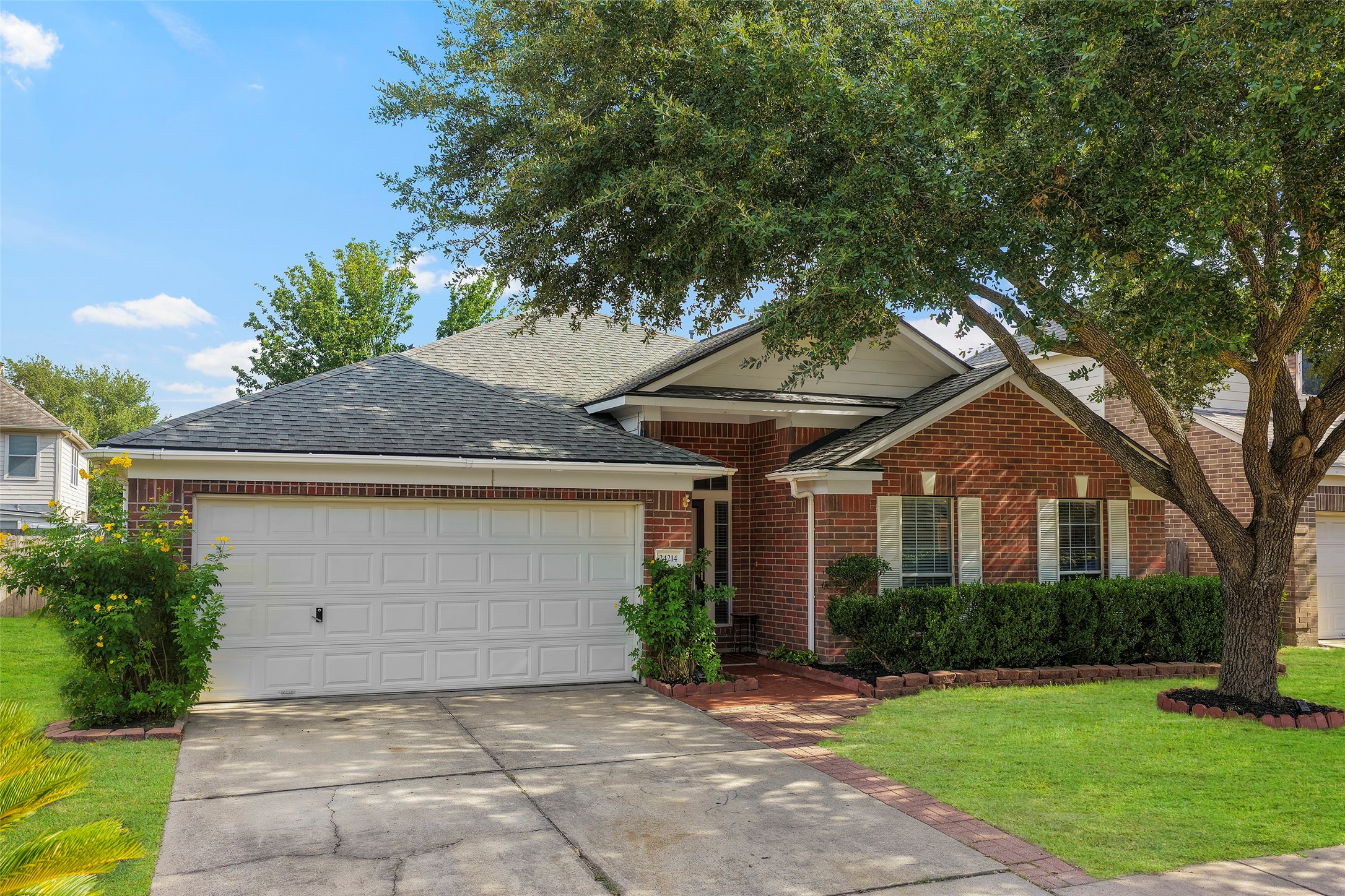 24214 Dan River Drive Property Photo 2