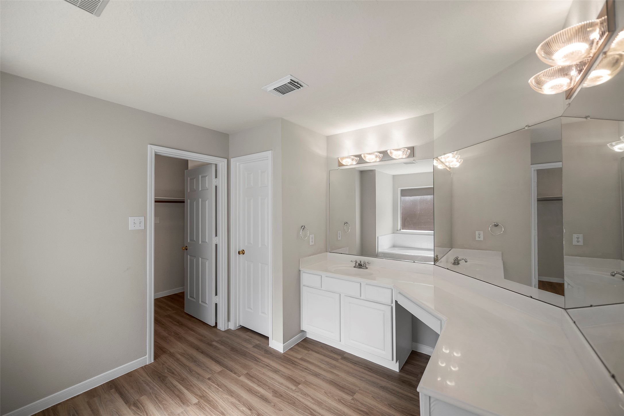 24214 Dan River Drive Property Photo 16