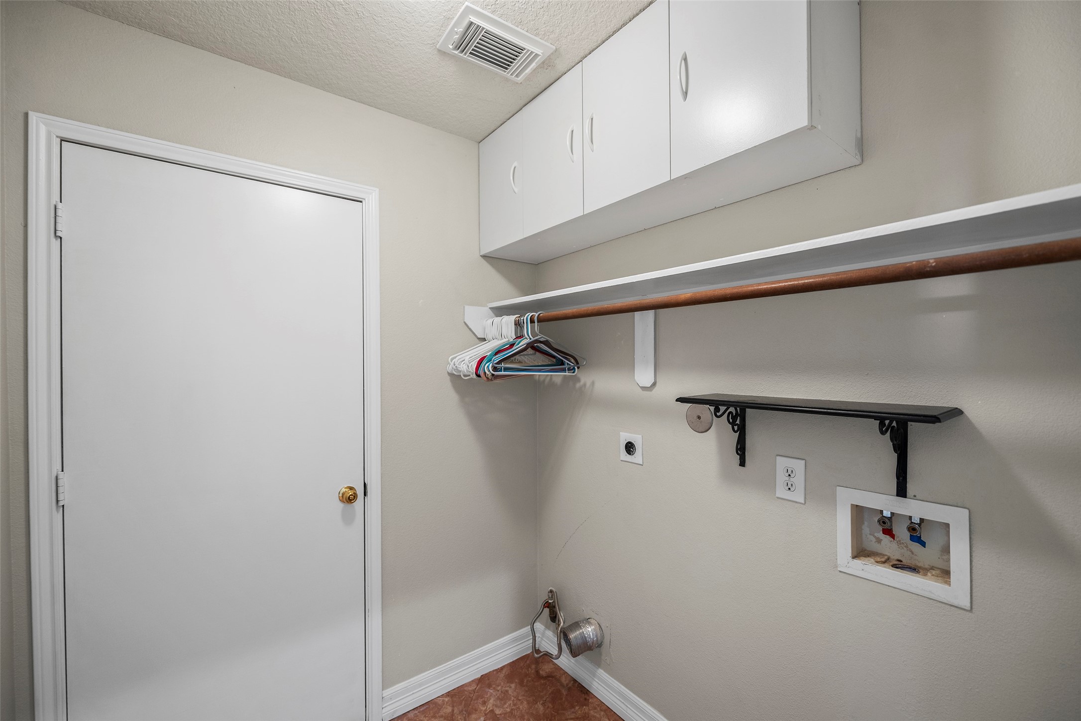 24214 Dan River Drive Property Photo 30