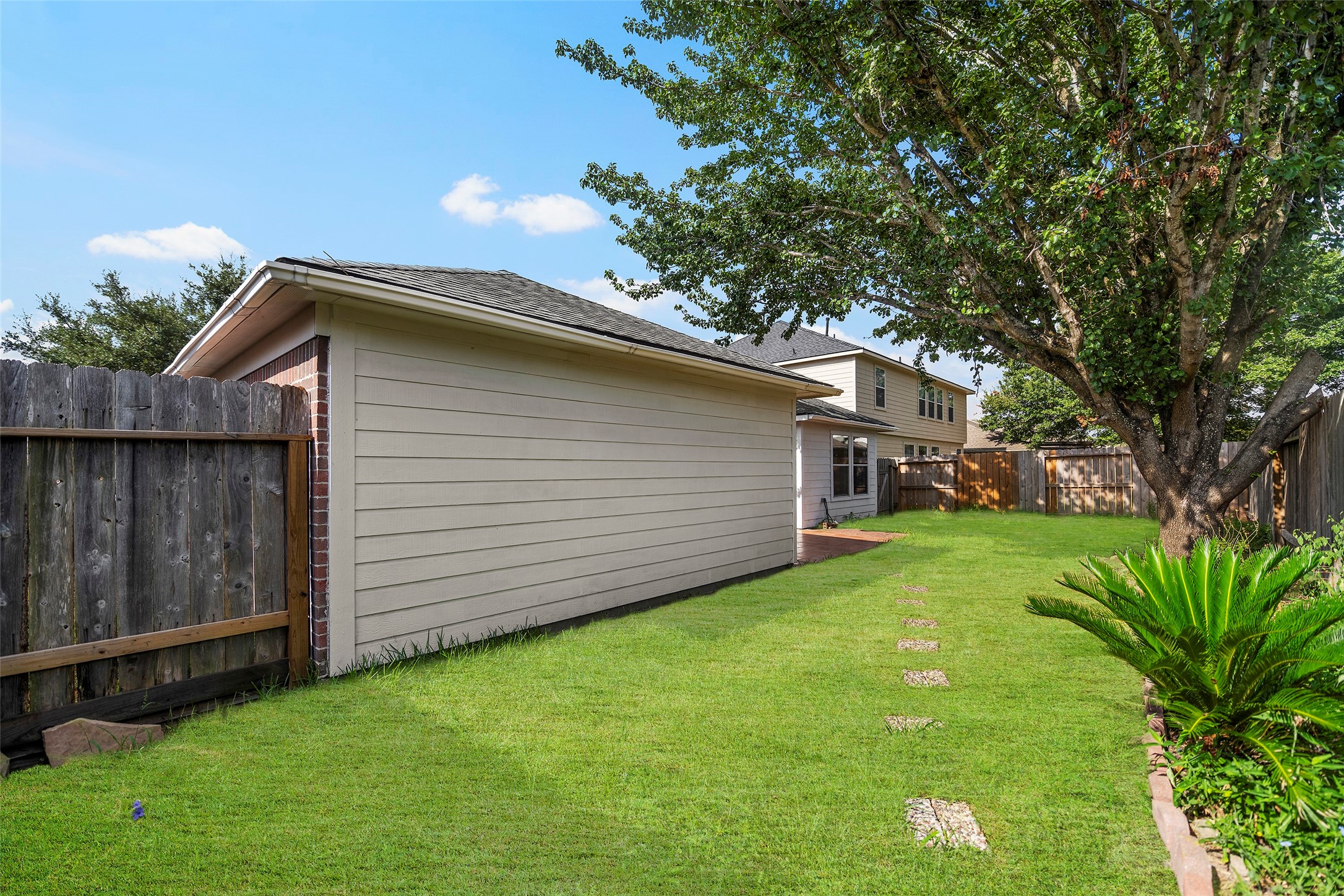 24214 Dan River Drive Property Photo 34