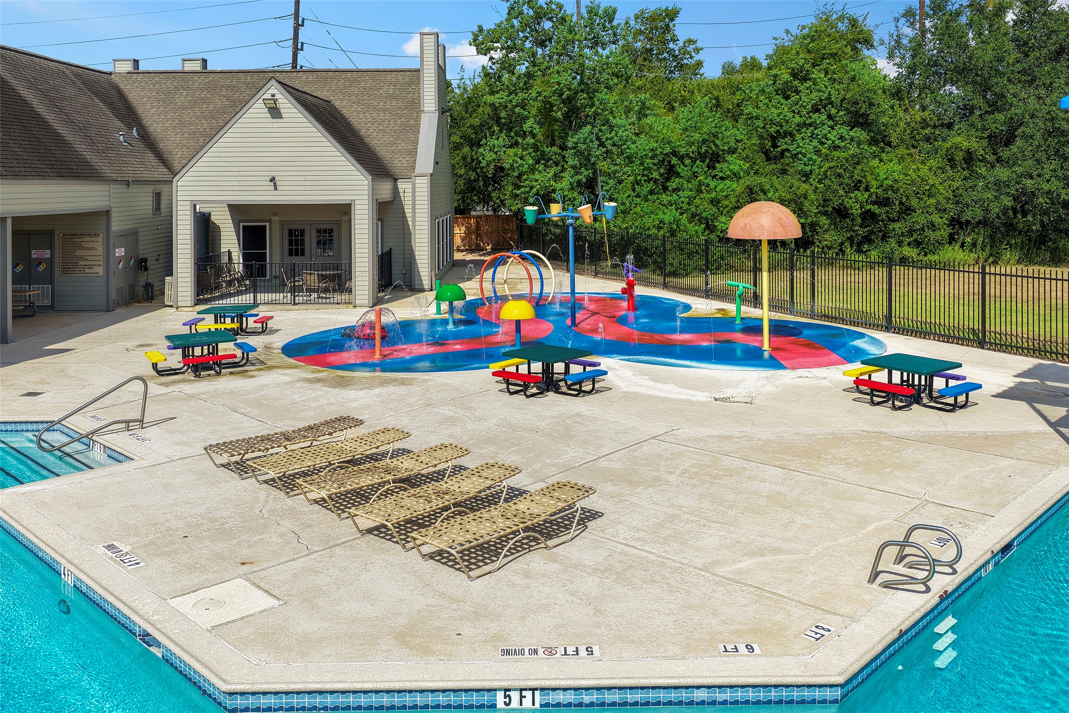 24214 Dan River Drive Property Photo 39