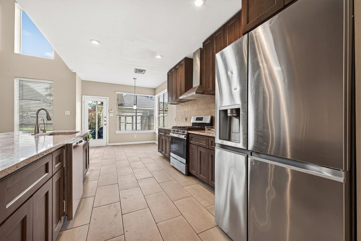 2215 Alberton Lane Property Photo 10
