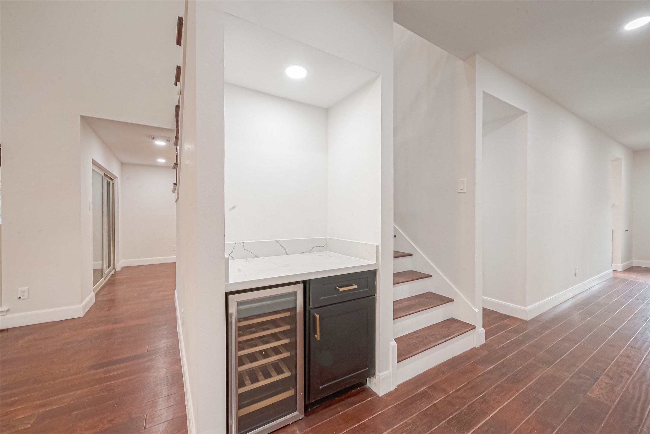 12127 Carriage Hill Drive Property Photo 6