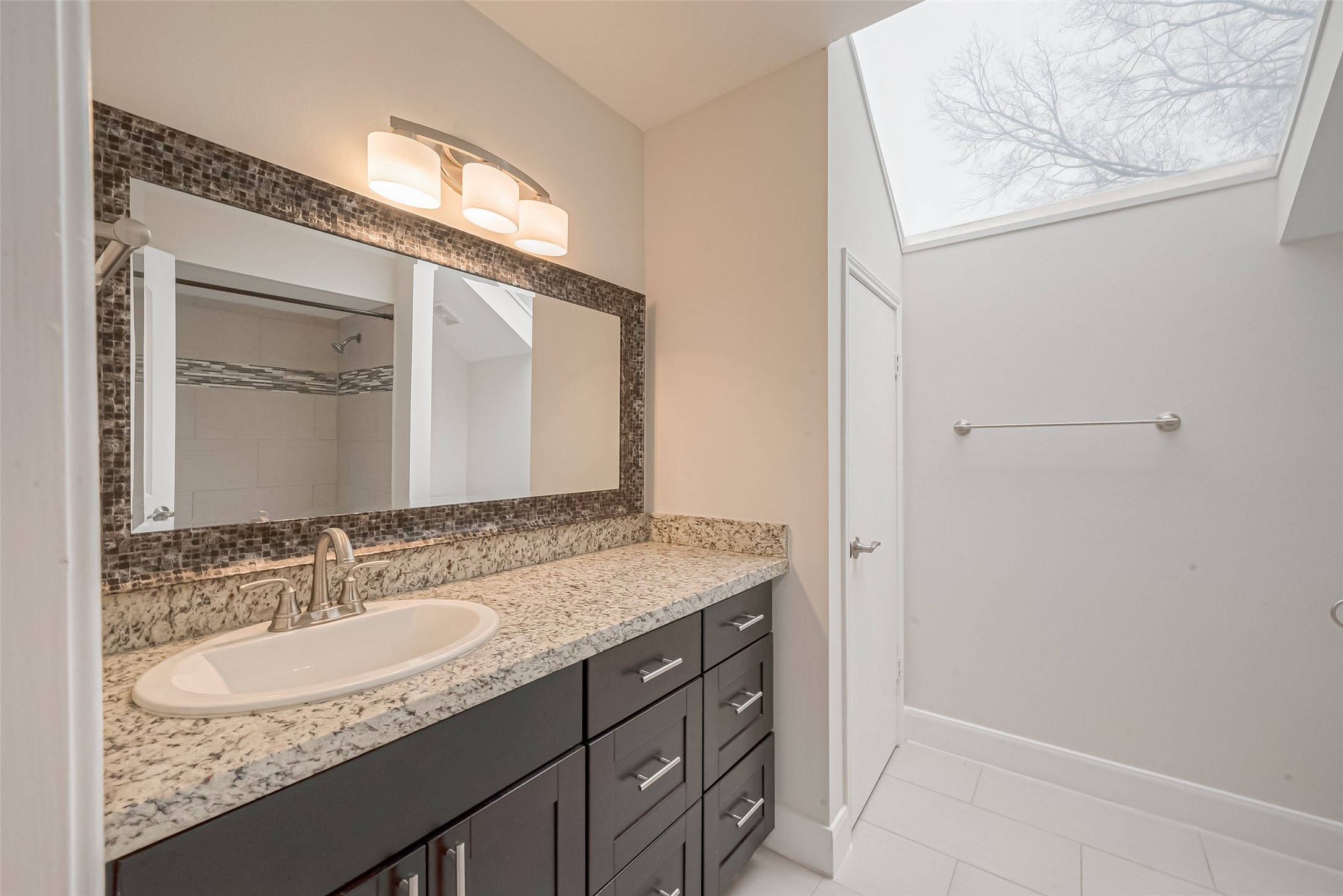 12127 Carriage Hill Drive Property Photo 15