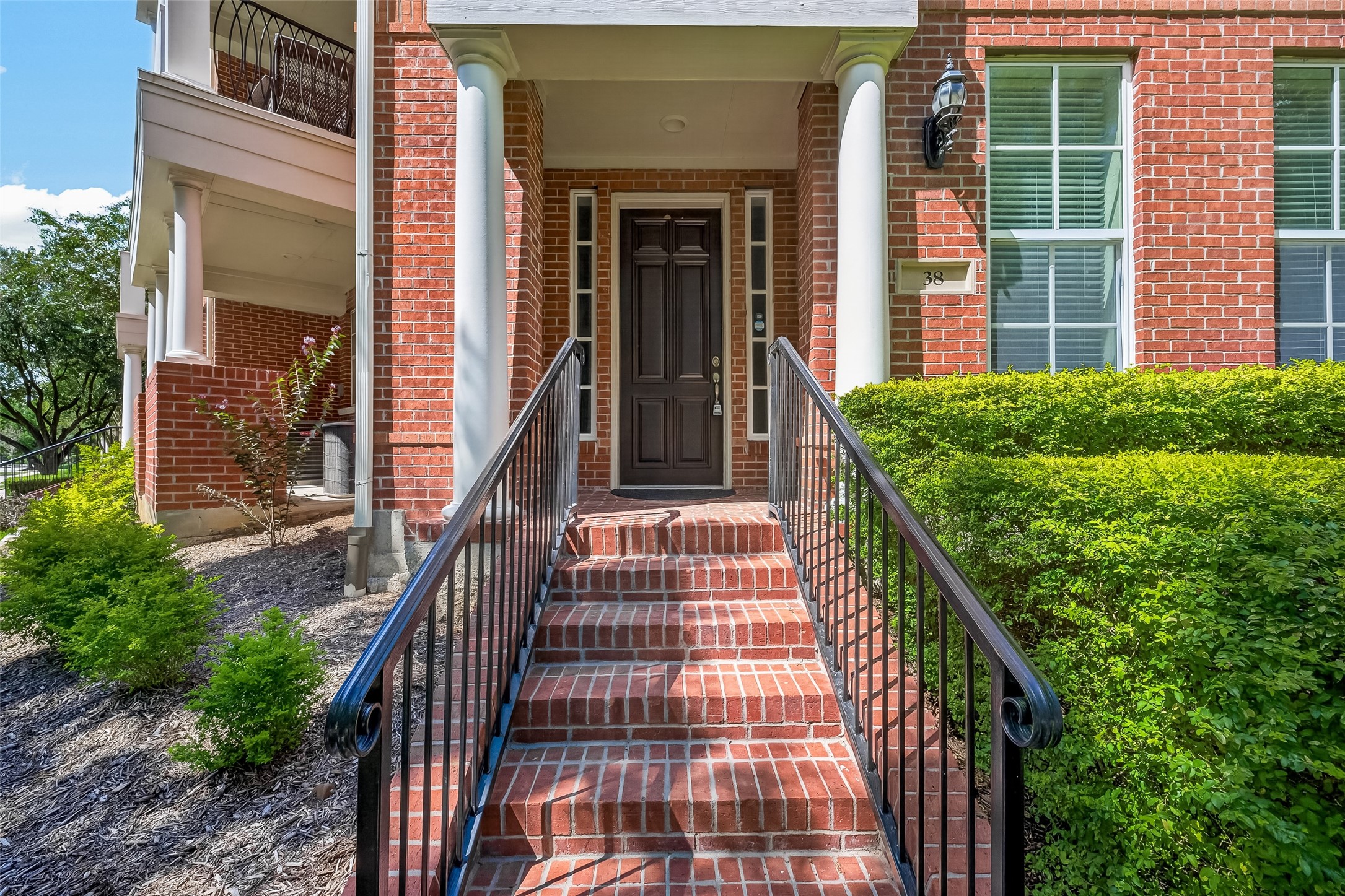 38 Shell Port Square Property Photo 2