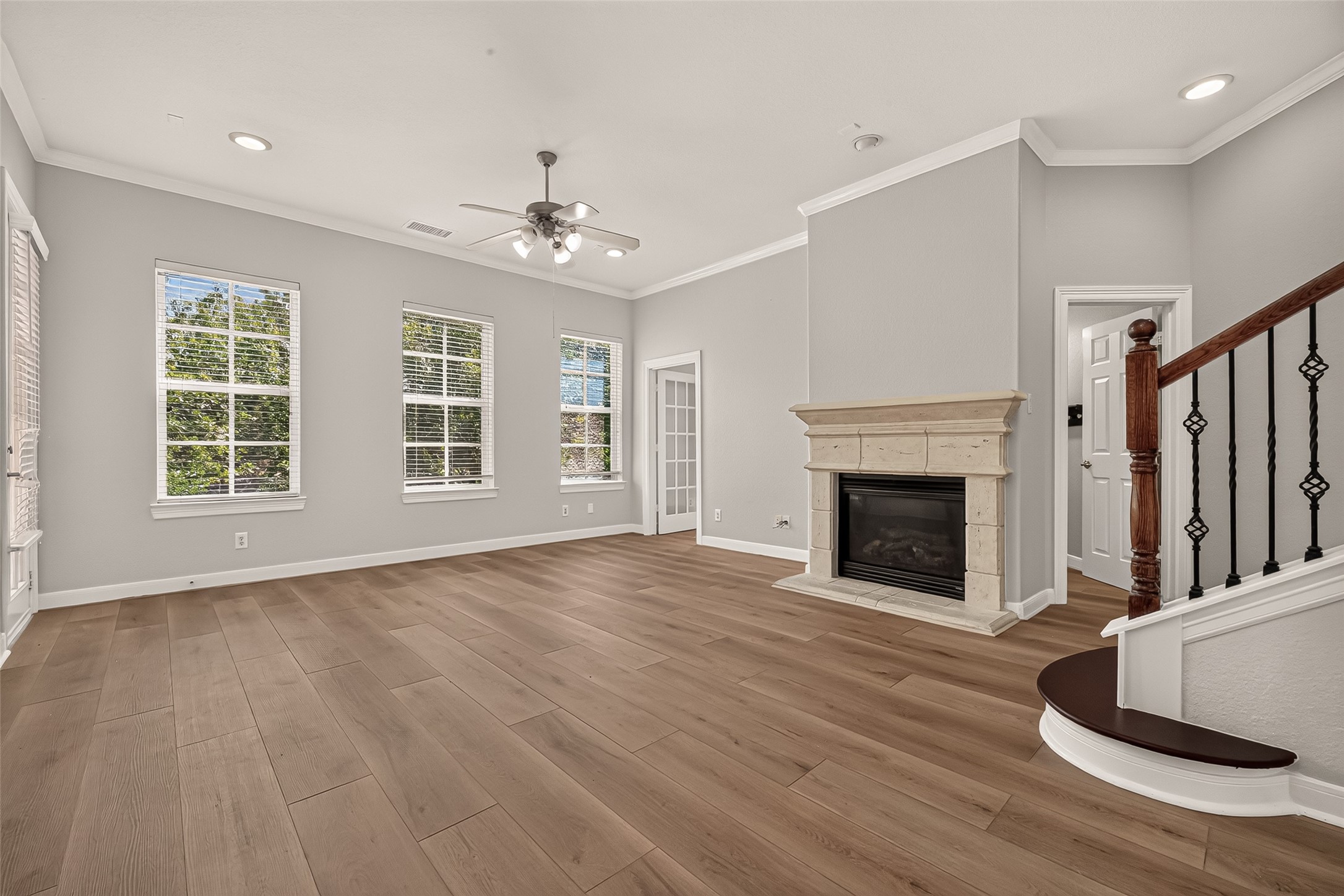 38 Shell Port Square Property Photo 9