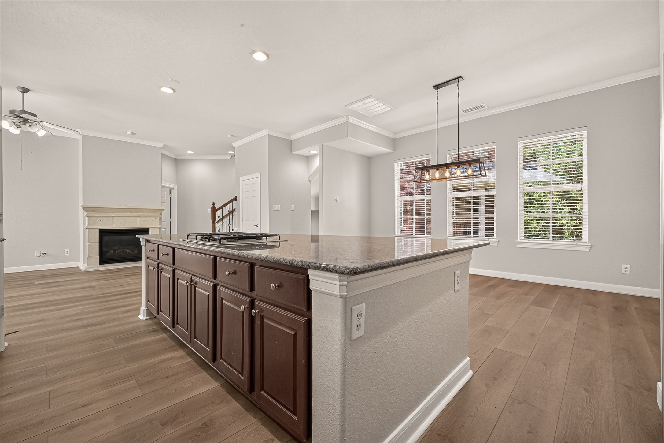 38 Shell Port Square Property Photo 18