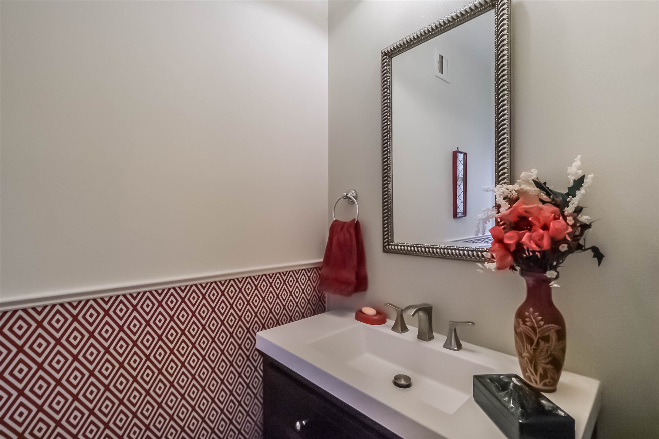 8866 Chelsworth Drive Property Photo 11