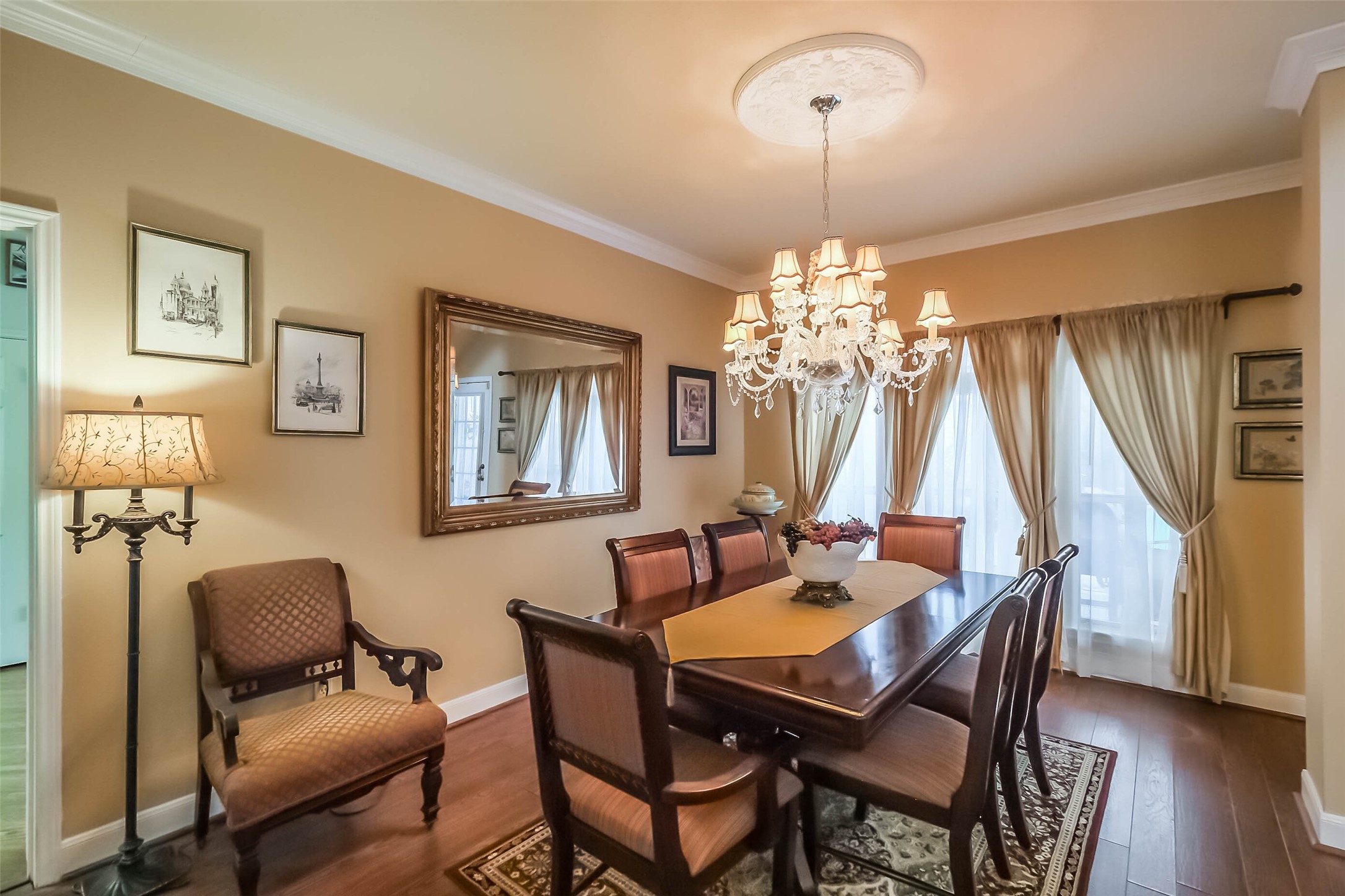 8866 Chelsworth Drive Property Photo 17