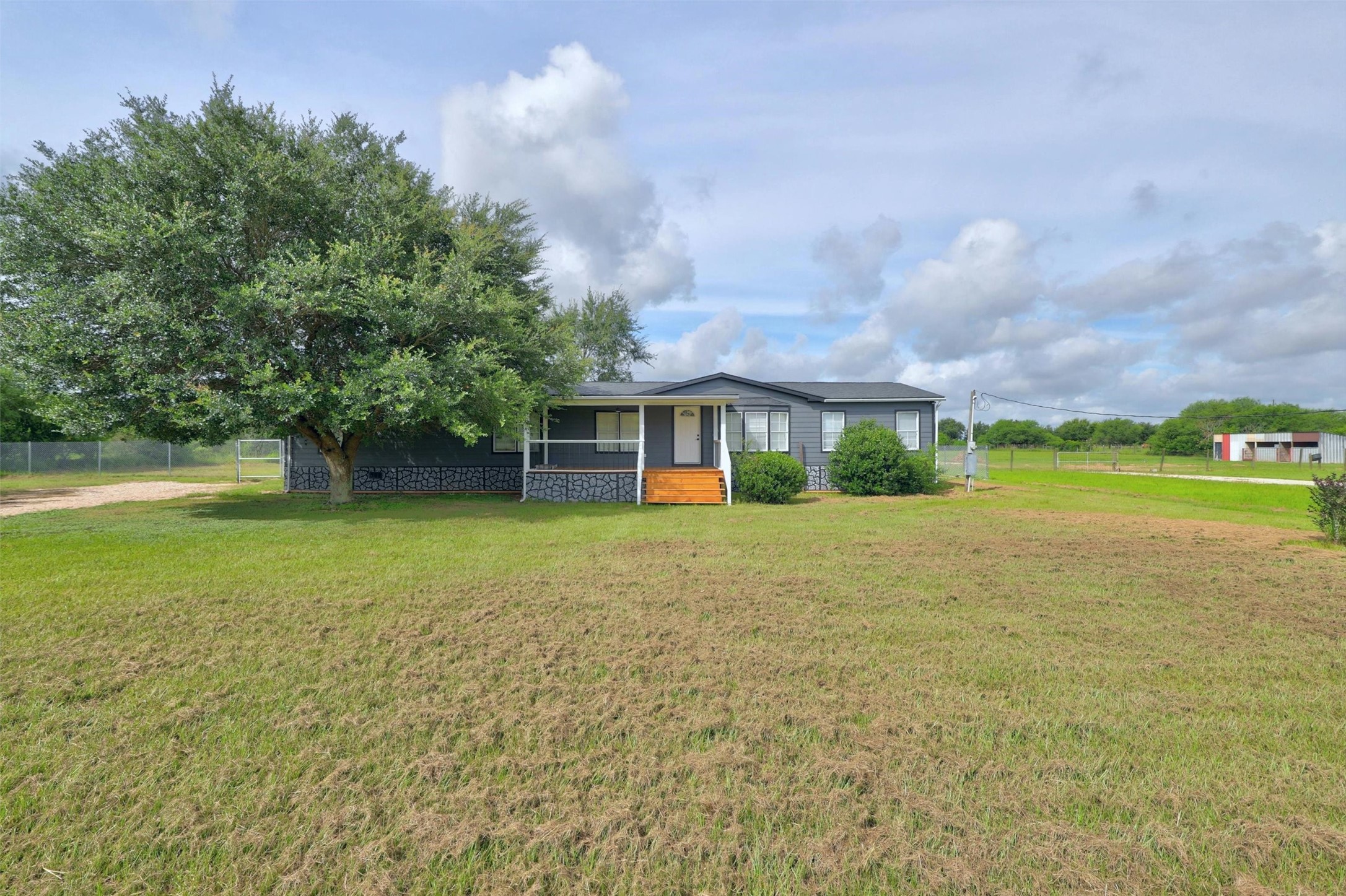 1955 Lauren Lane Property Photo 39