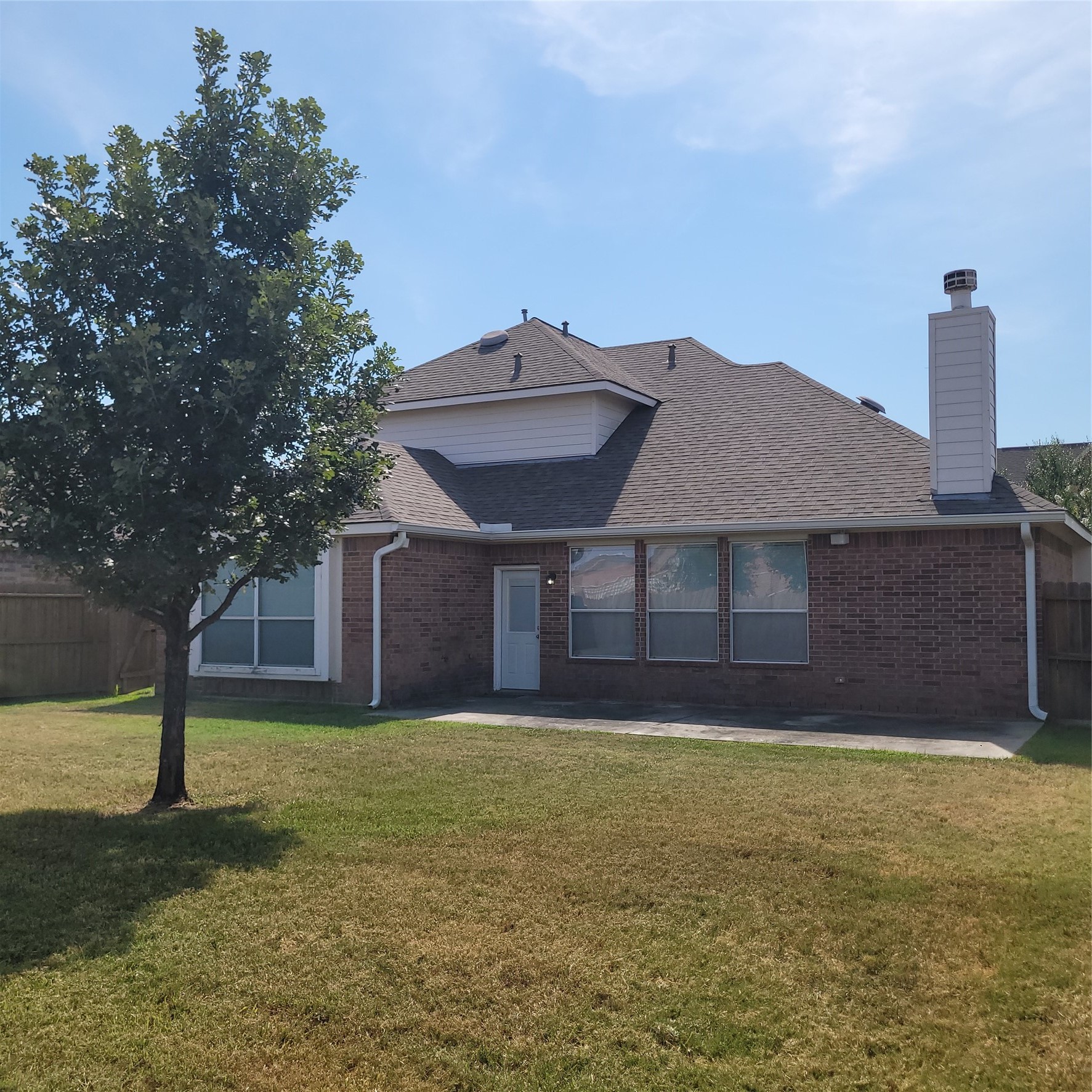 21410 Avalon Queen Drive Property Photo 7