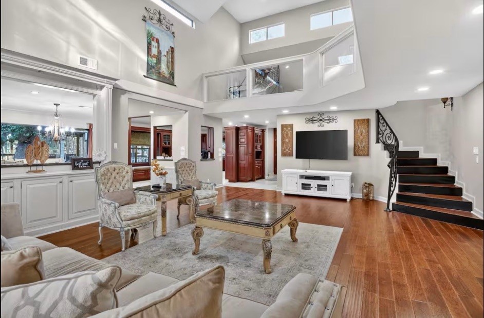 14111 Decker Drive Property Photo 8