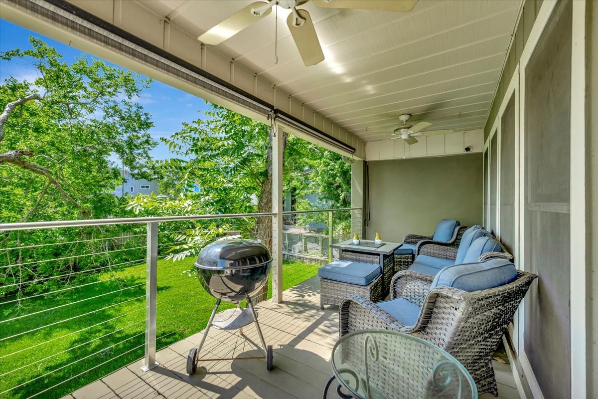 112 Oak Road Property Photo 3