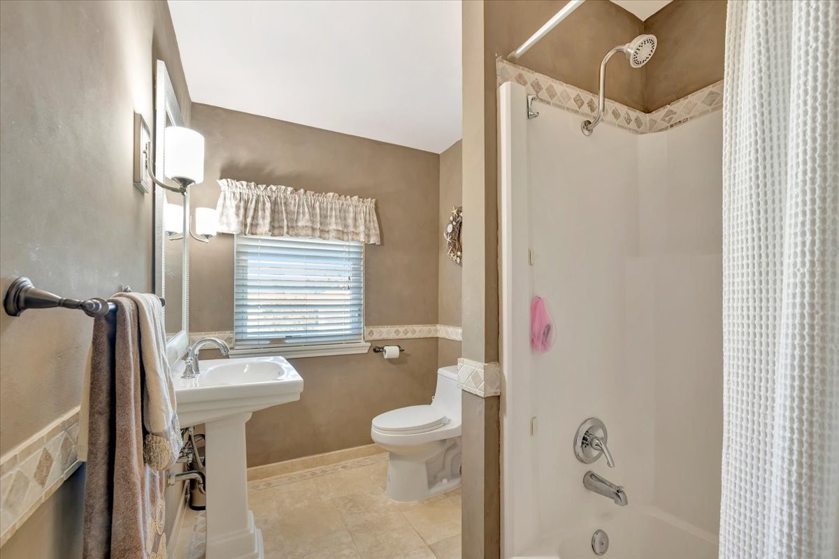 112 Oak Road Property Photo 25