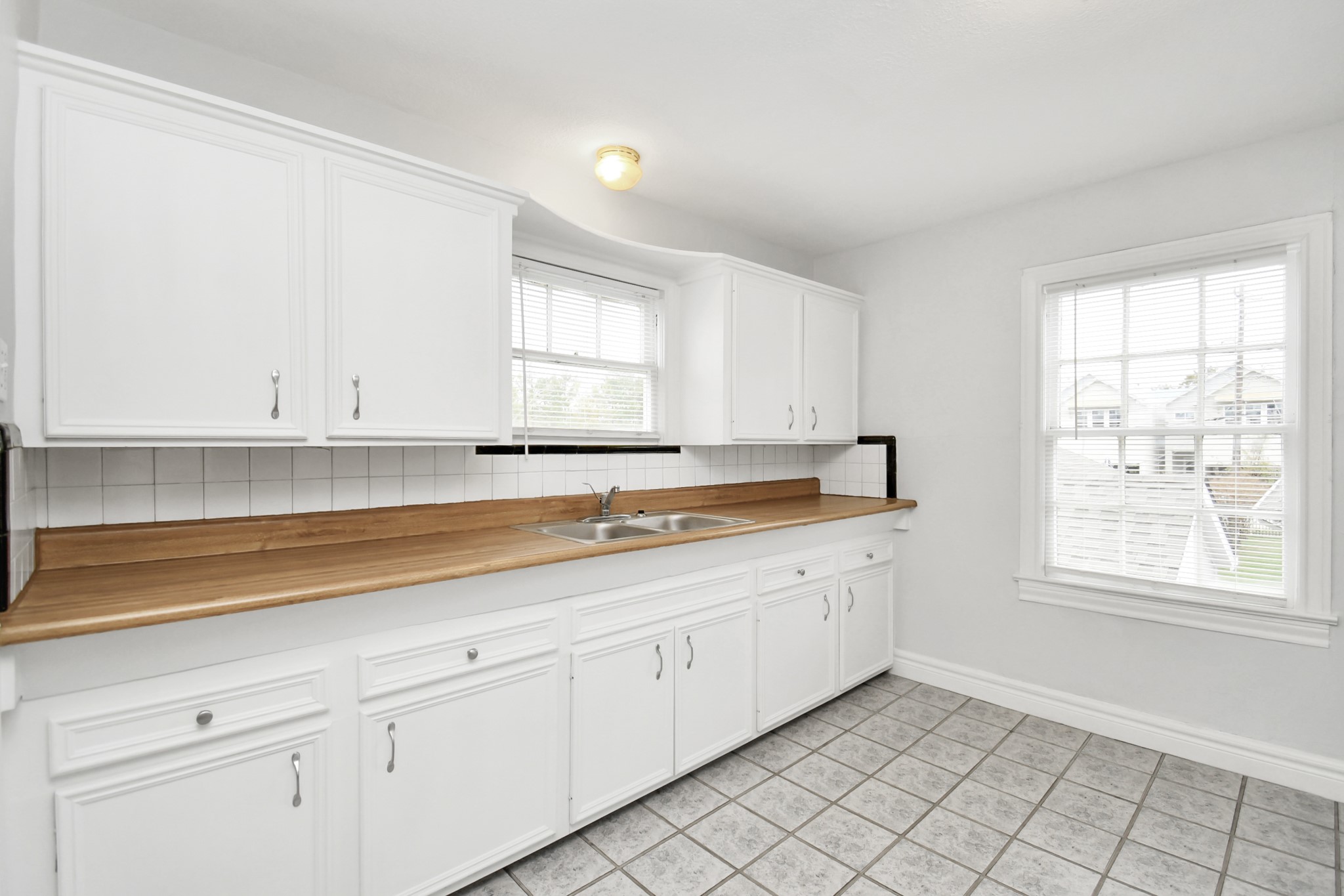 109 Amundsen Street Property Photo 15