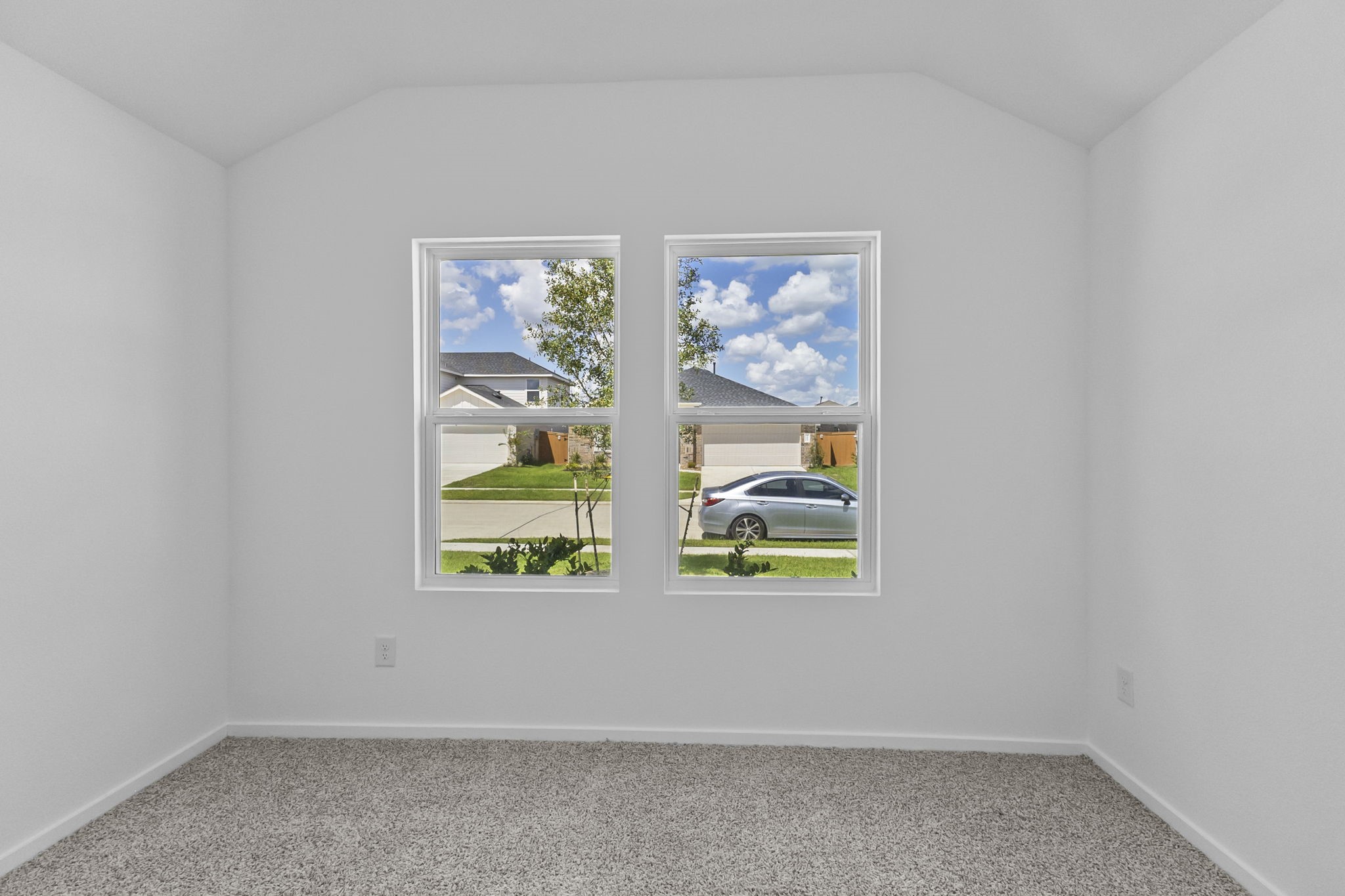 22023 Vernazza Bend Drive Property Photo 7