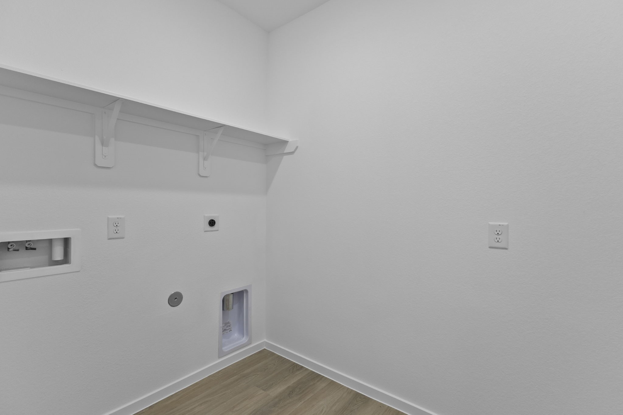 22023 Vernazza Bend Drive Property Photo 8