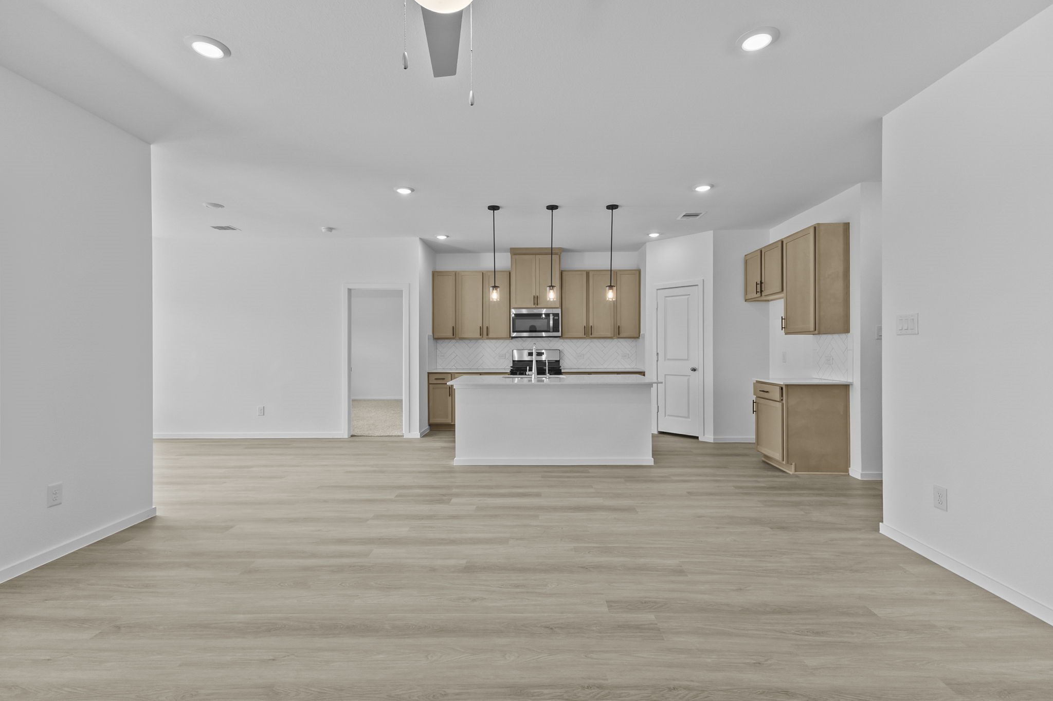 22023 Vernazza Bend Drive Property Photo 12